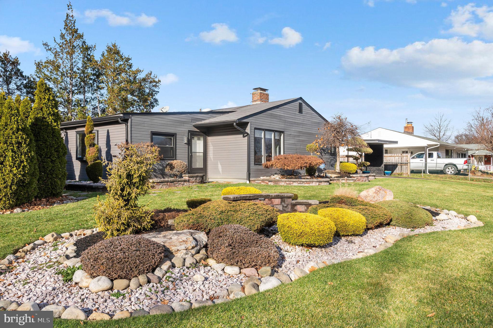 STONEYBROOK - Residential