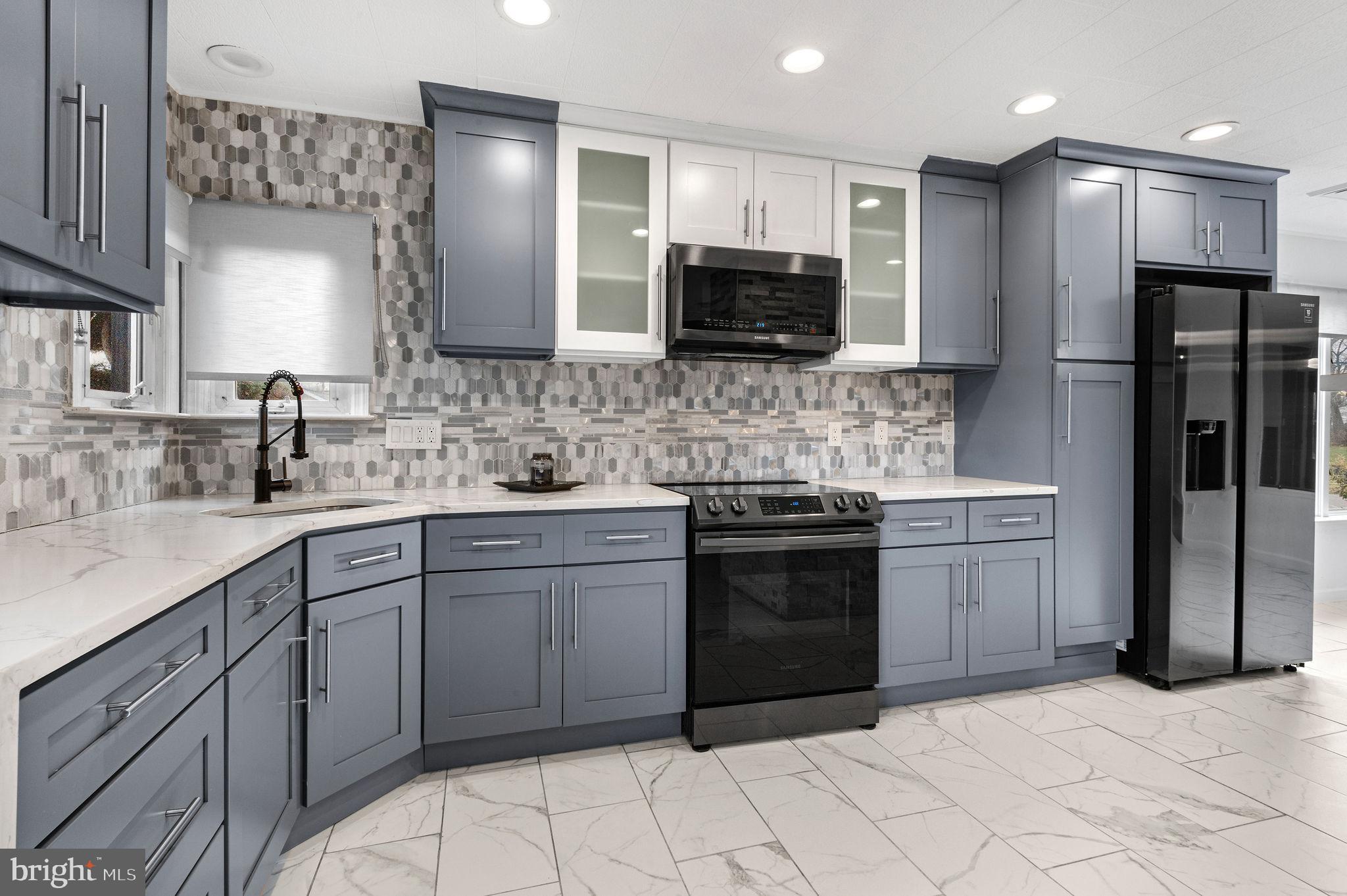 STONEYBROOK - Residential