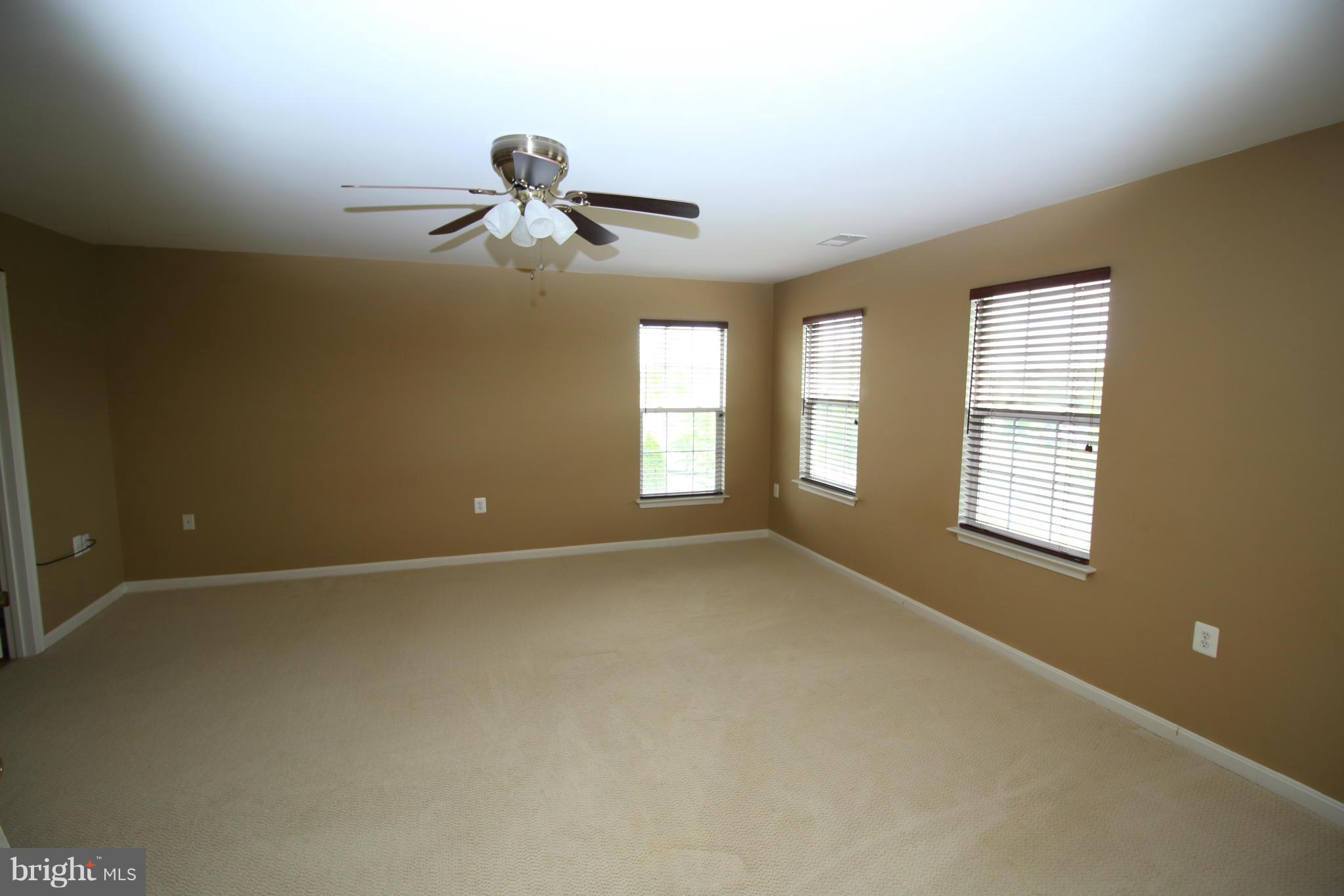 LYNNEHAVEN - Residential Lease