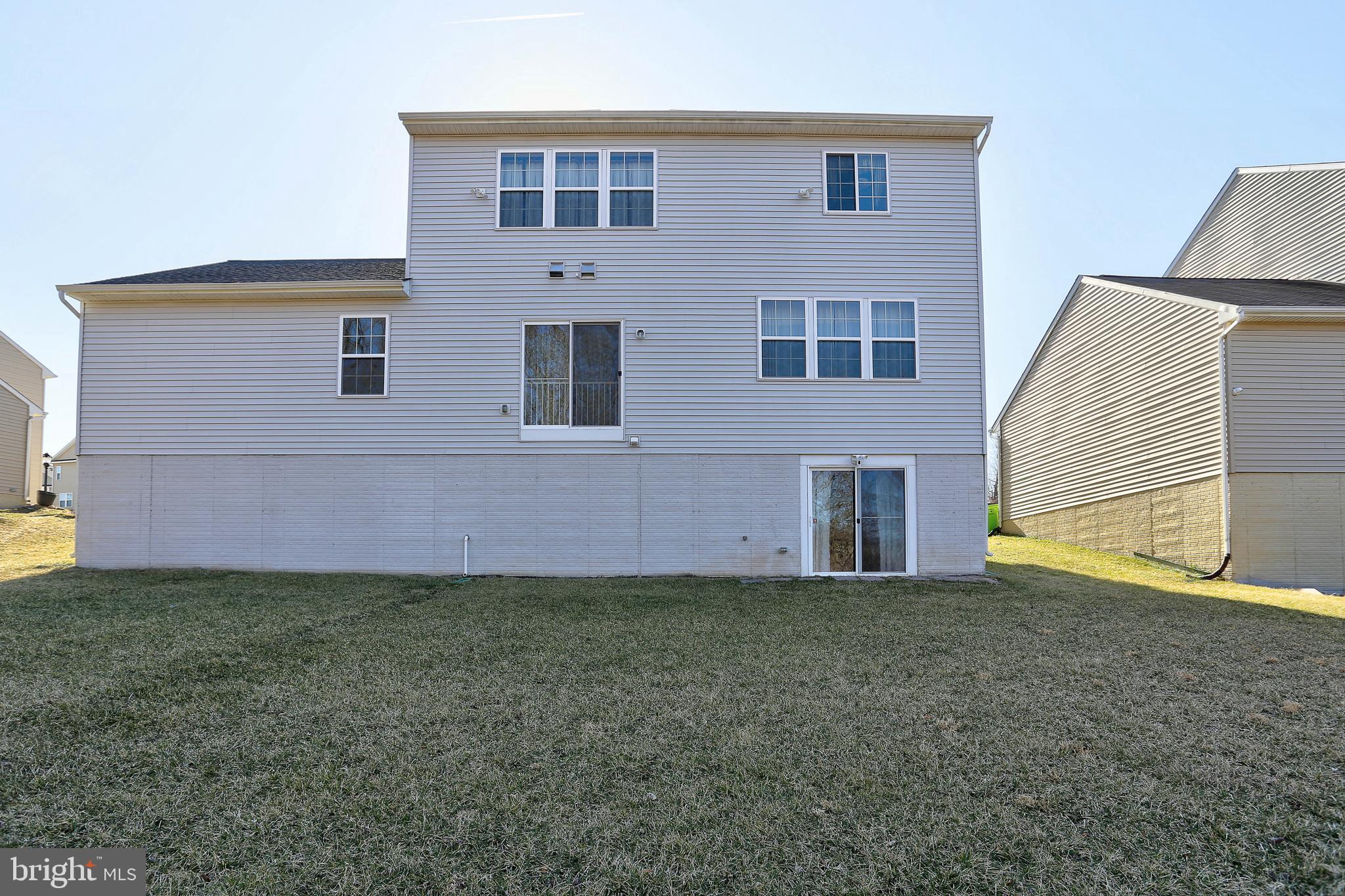 ROCKLAND AT ROGERS - Residential