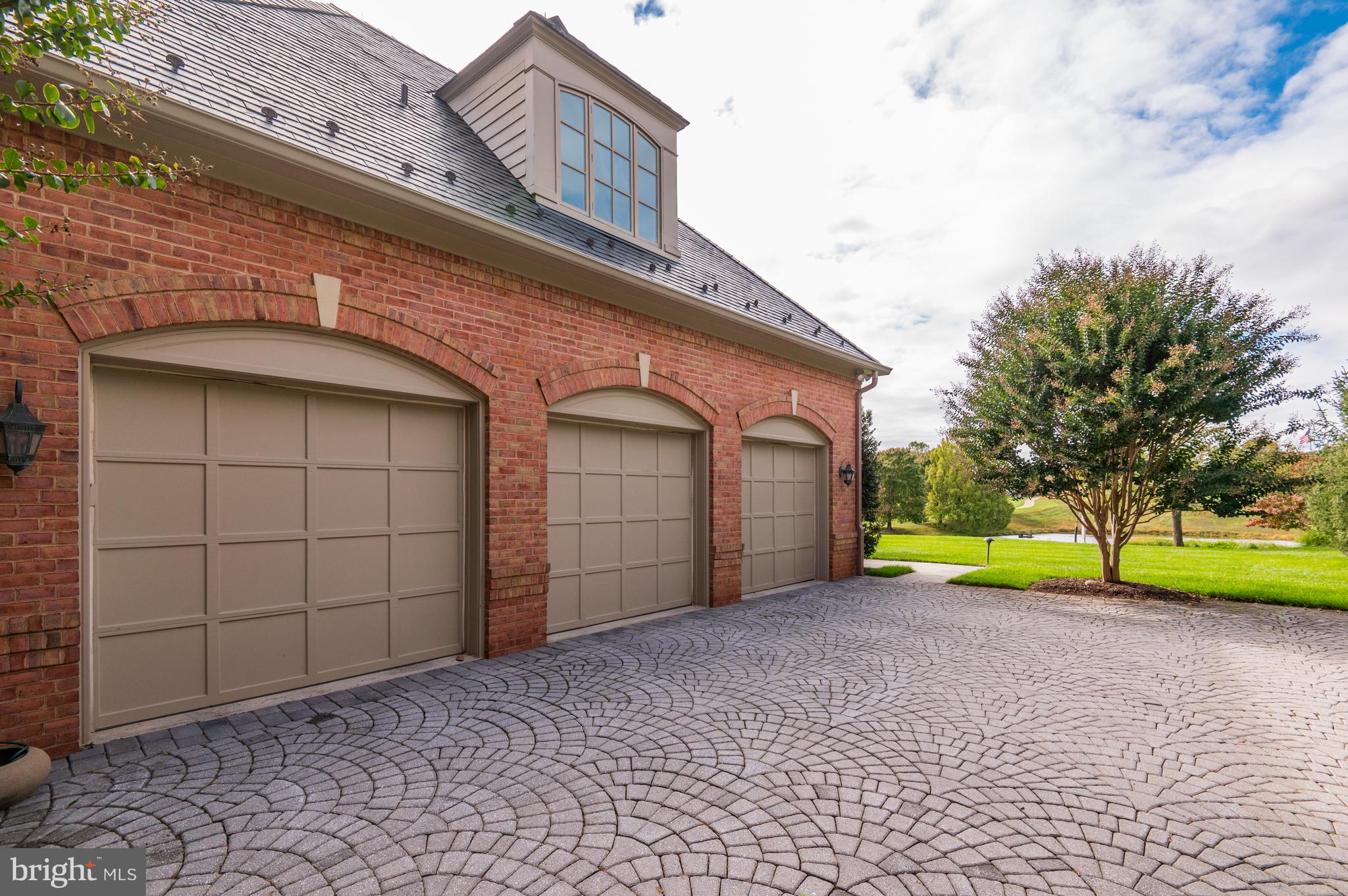 AVENEL - Residential