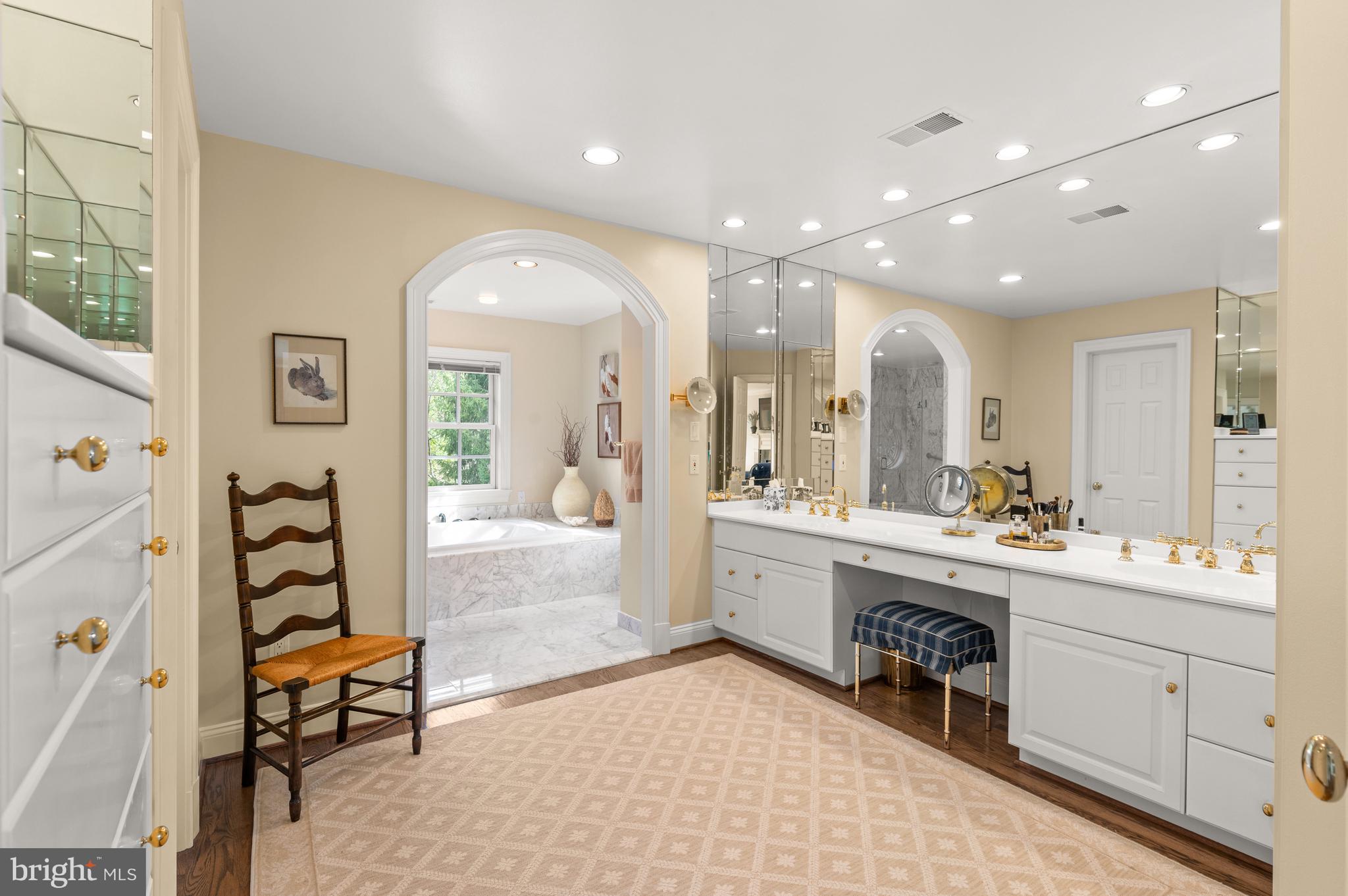 AVENEL - Residential