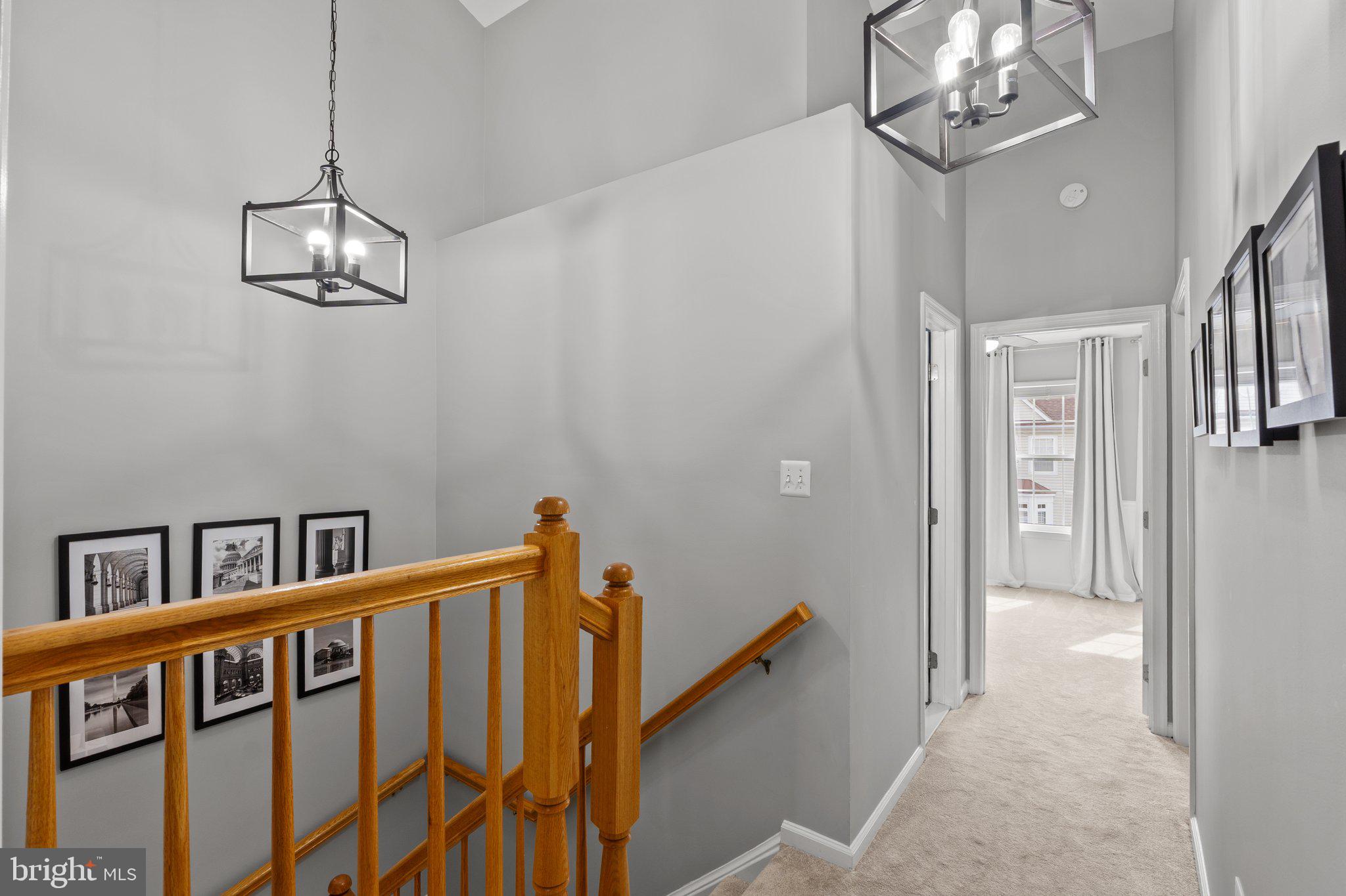 ISLAND CREEK - Residential