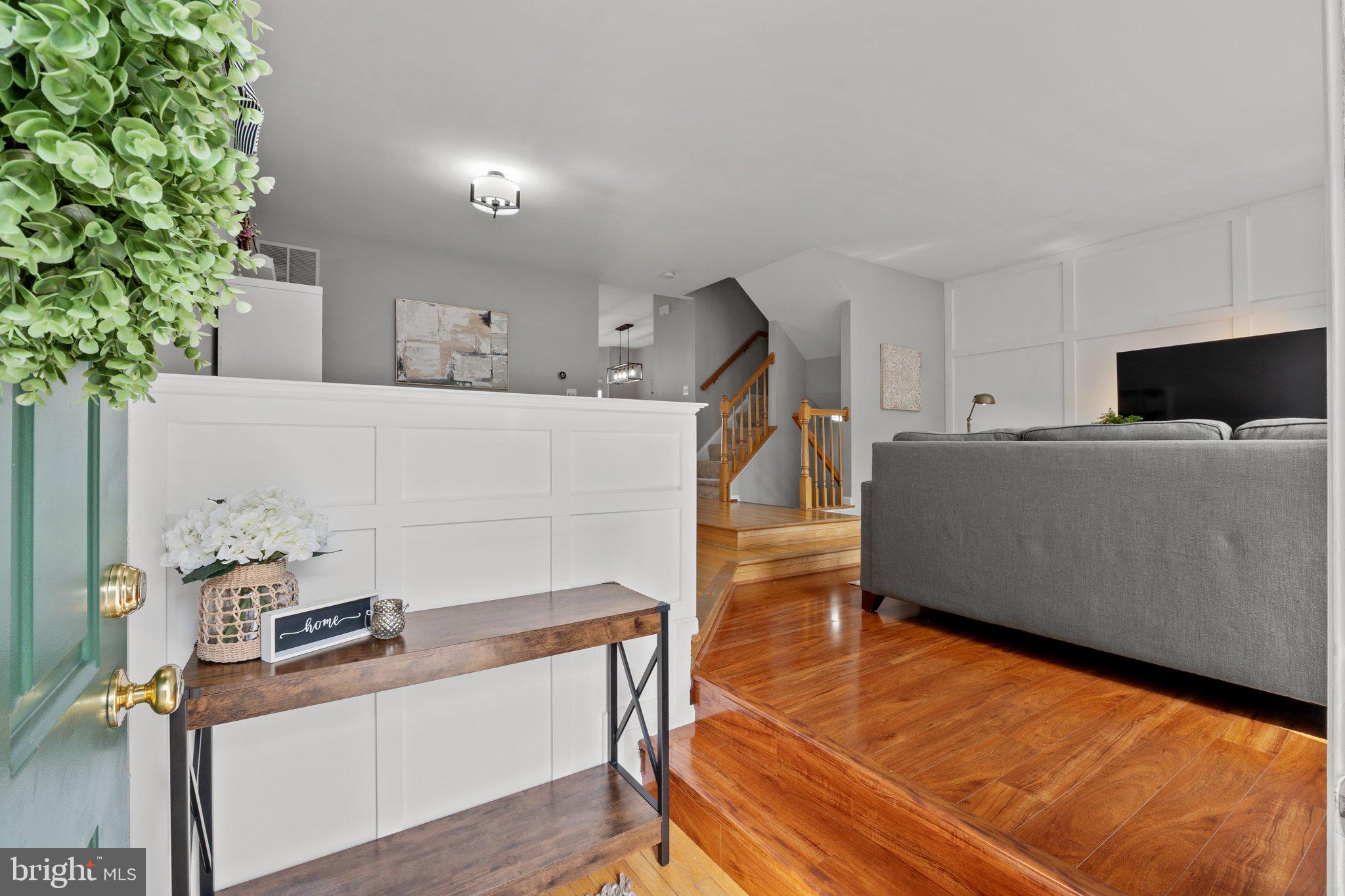 ISLAND CREEK - Residential