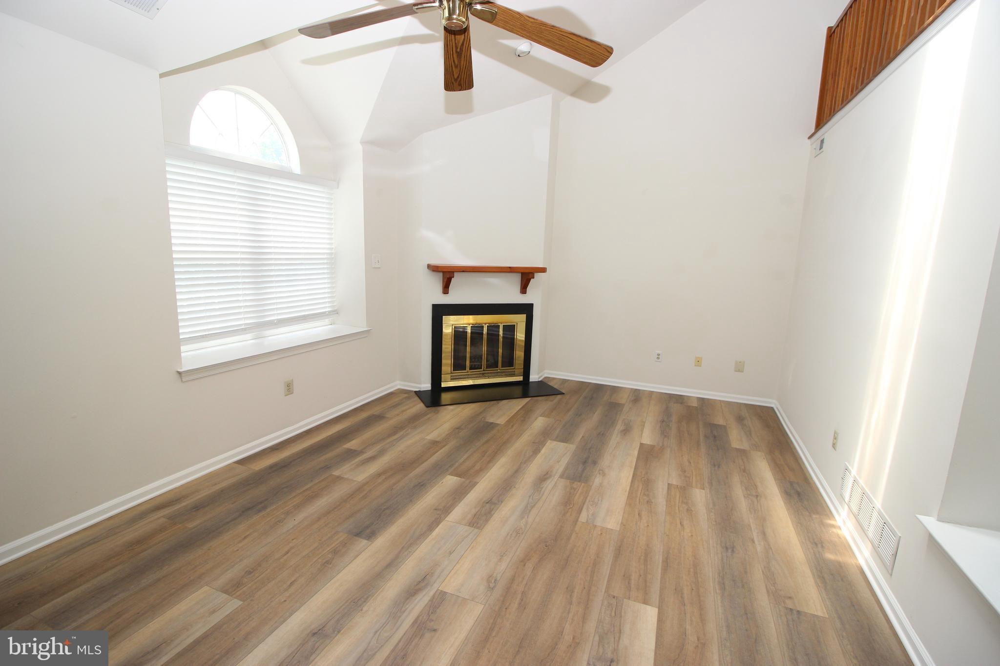 1828 GRAND BOULEVARD 28