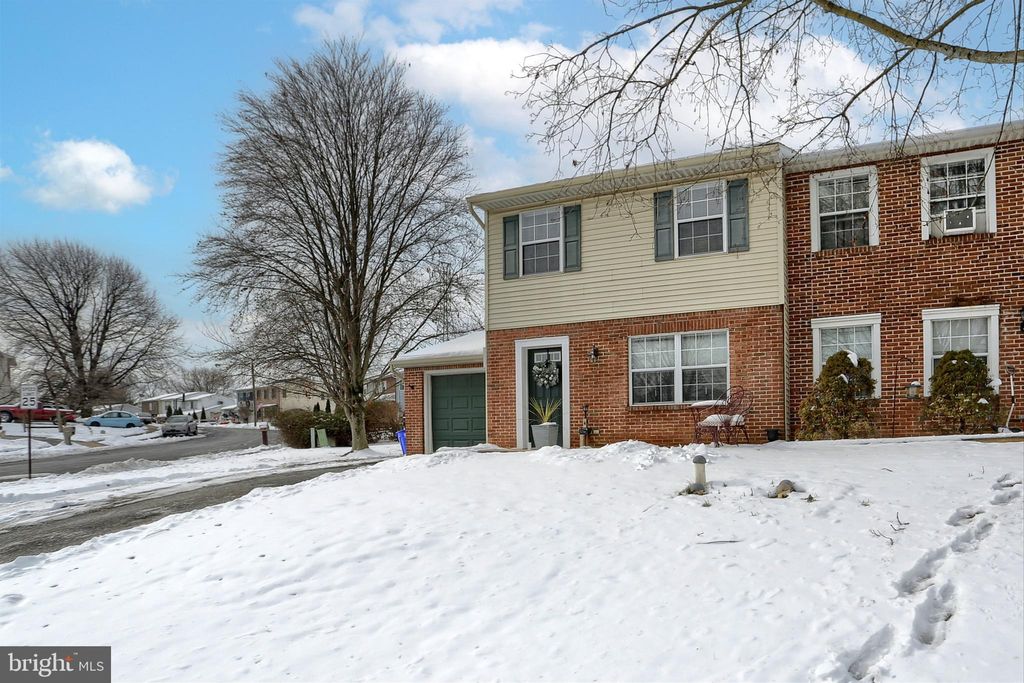 Photo of 1588 Manor Boulevard, Lancaster, PA 17603 (MLS # PALA2045864)
