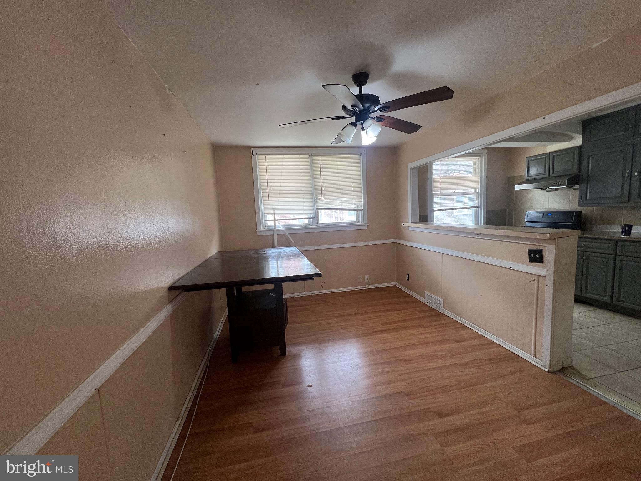 OXFORD CIRCLE - Residential