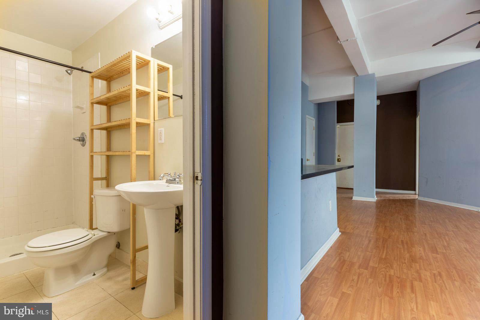 AVENUE OF THE ARTS - Residential