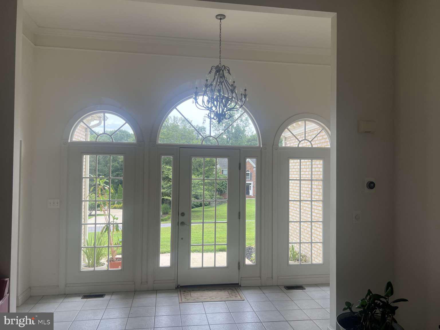 WHISPERING WOODS - Residential