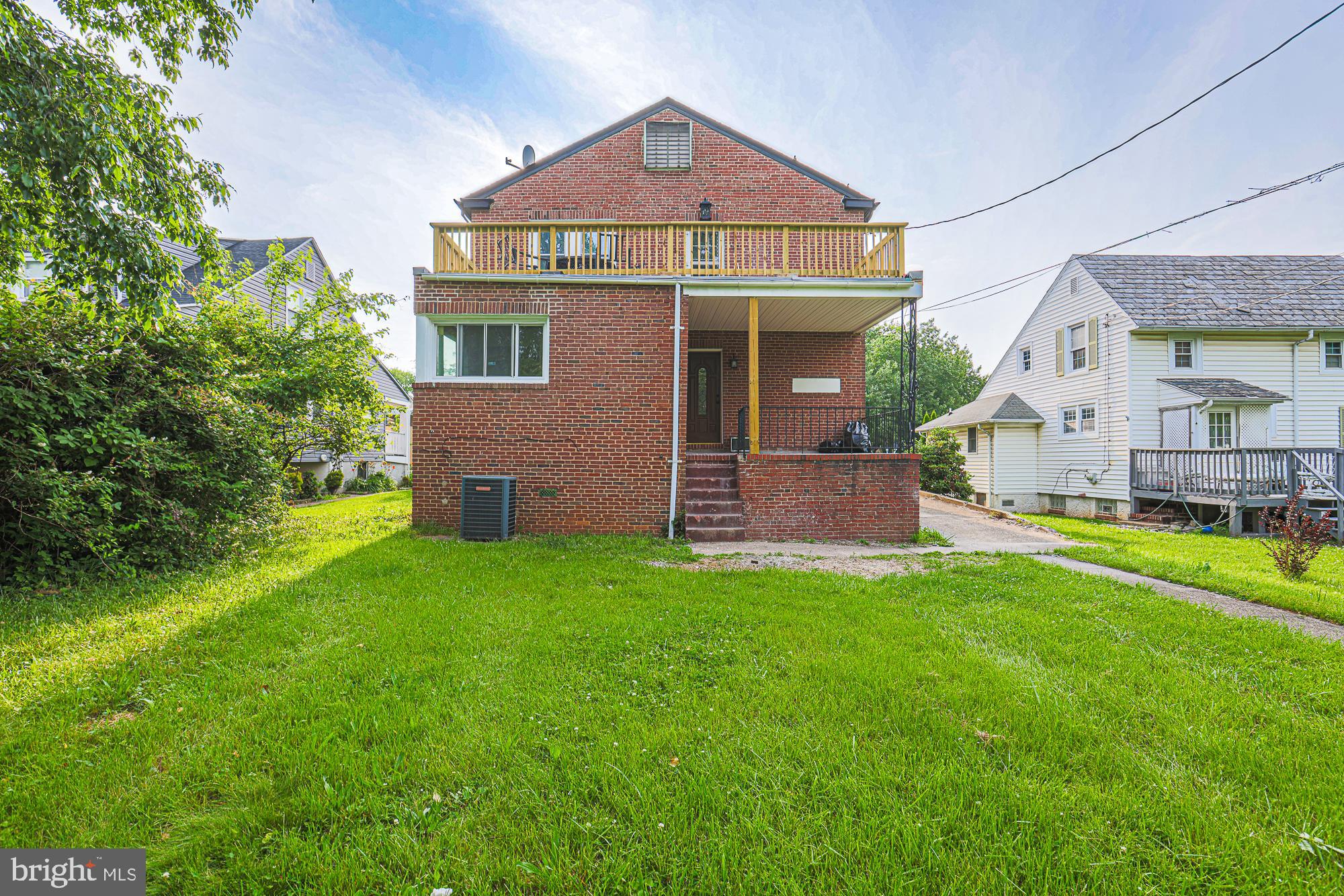 EAST ARLINGTON - Residential