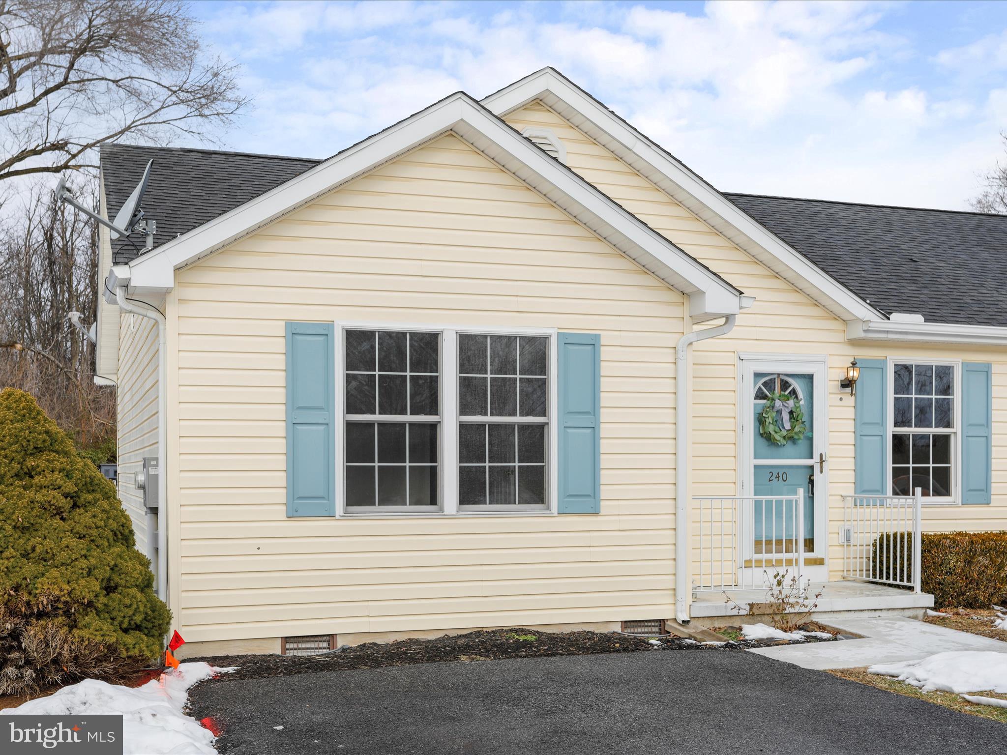 TABLER STATION MANOR - Residential