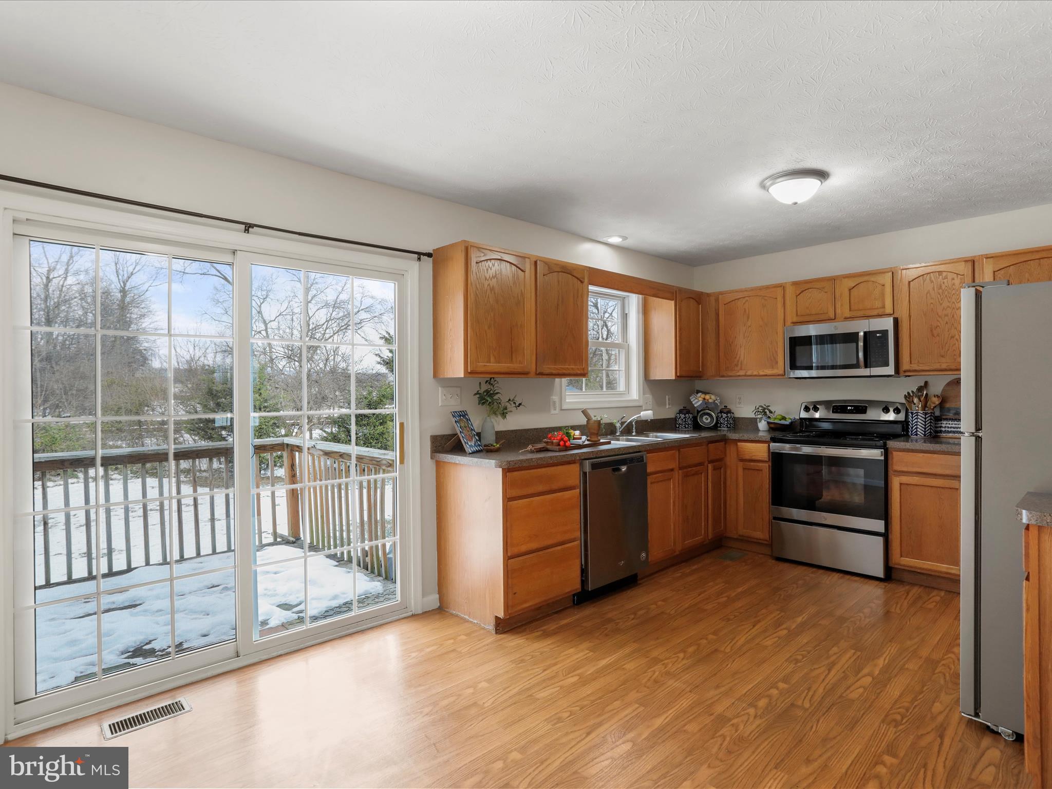 TABLER STATION MANOR - Residential