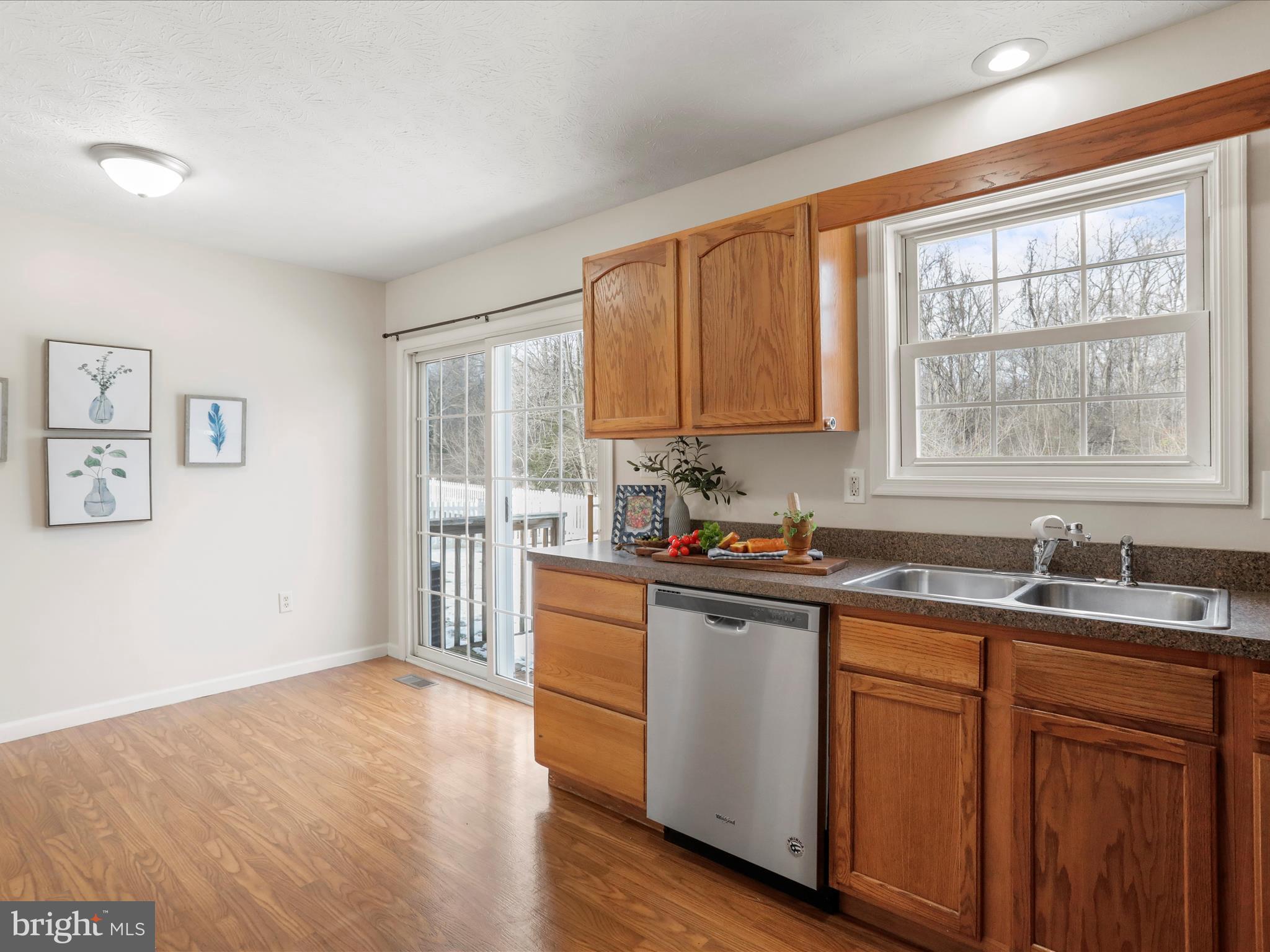 TABLER STATION MANOR - Residential