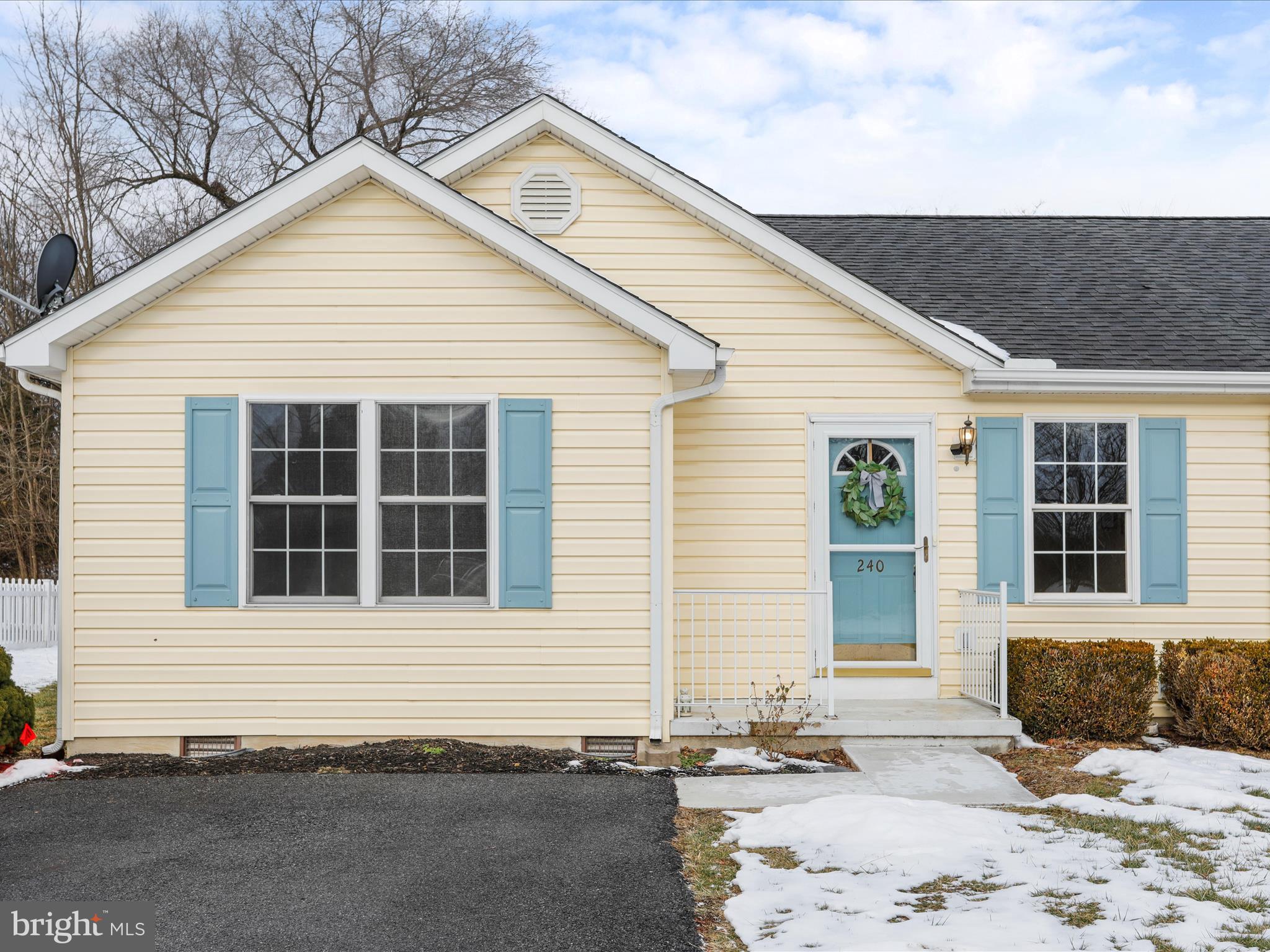 TABLER STATION MANOR - Residential