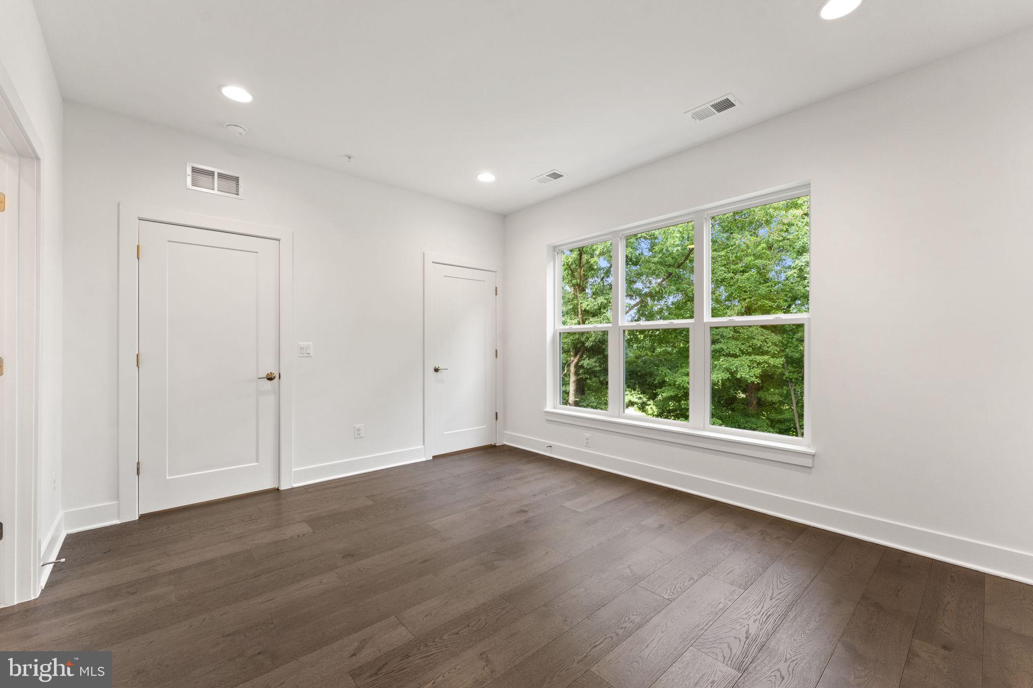 SUTTON HEIGHTS - Residential