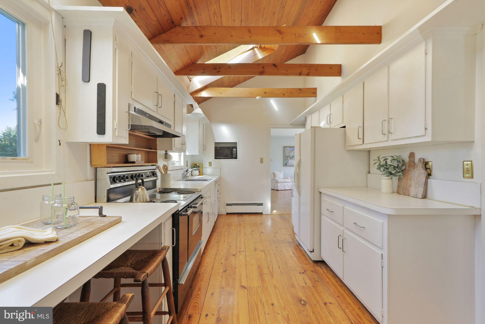 POTOMAC OUTSIDE - Residential