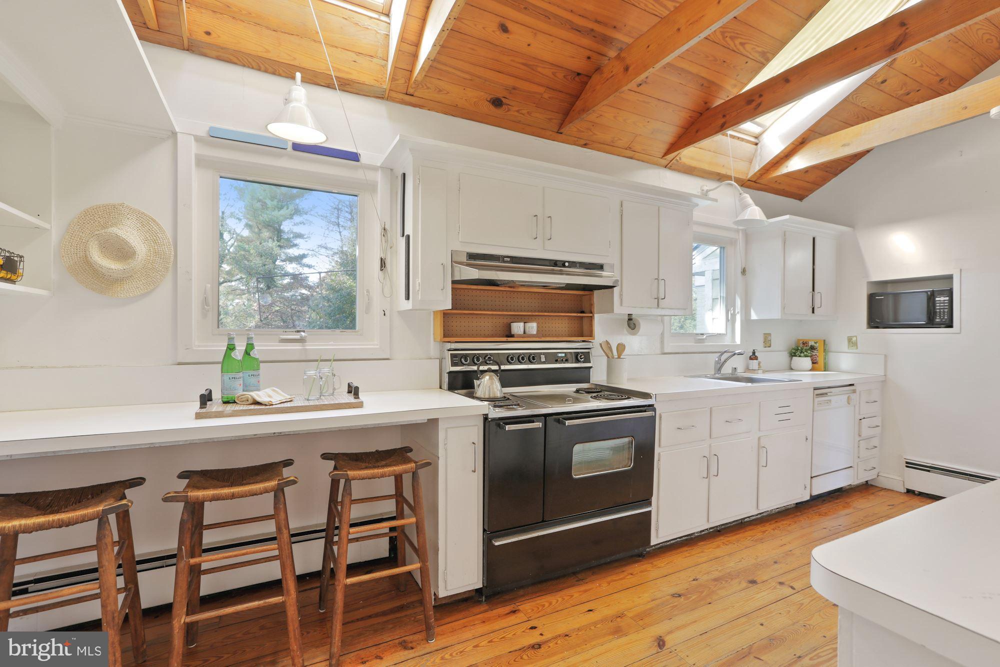 POTOMAC OUTSIDE - Residential