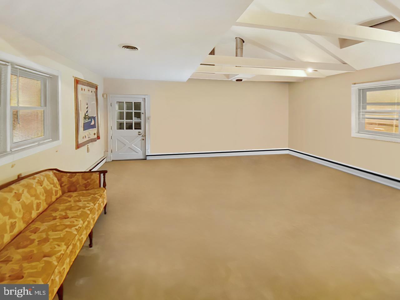 POTOMAC OUTSIDE - Residential