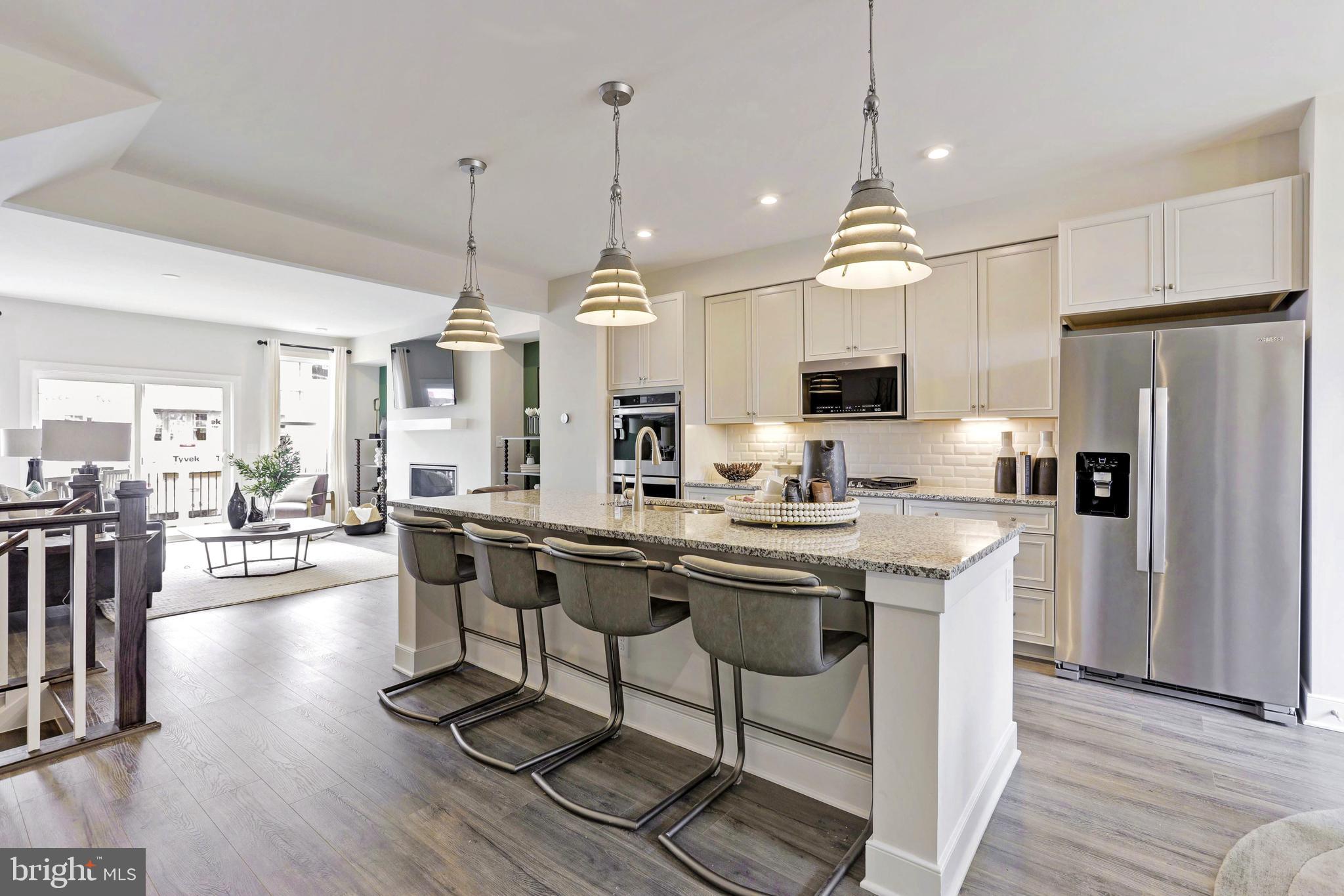 43799 MYSTIC MAROON TERRACE