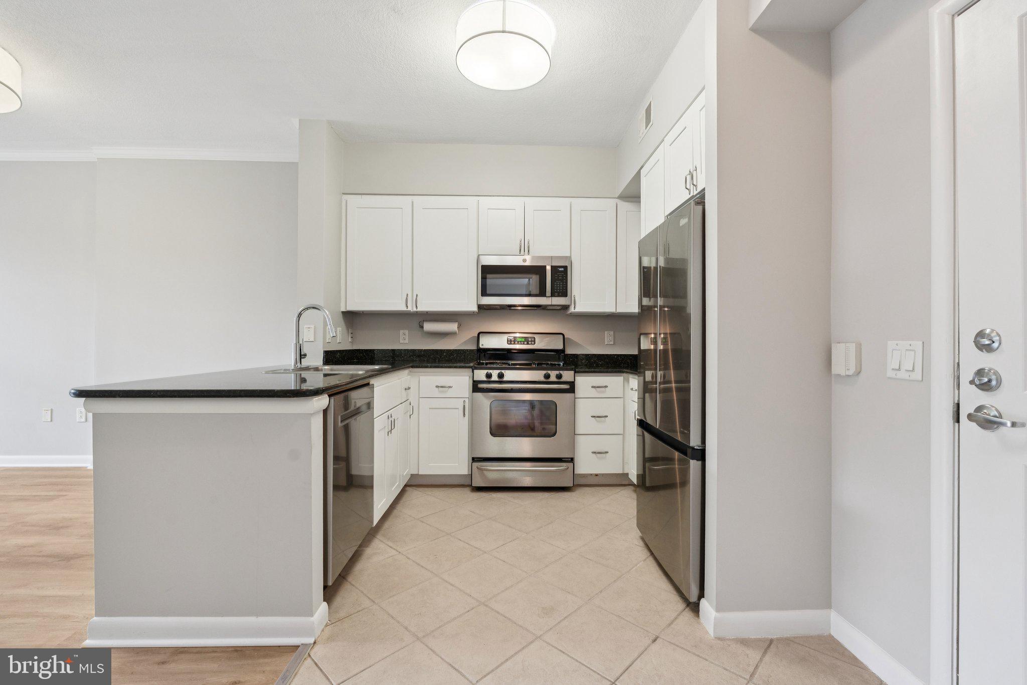 1021 N GARFIELD STREET B39