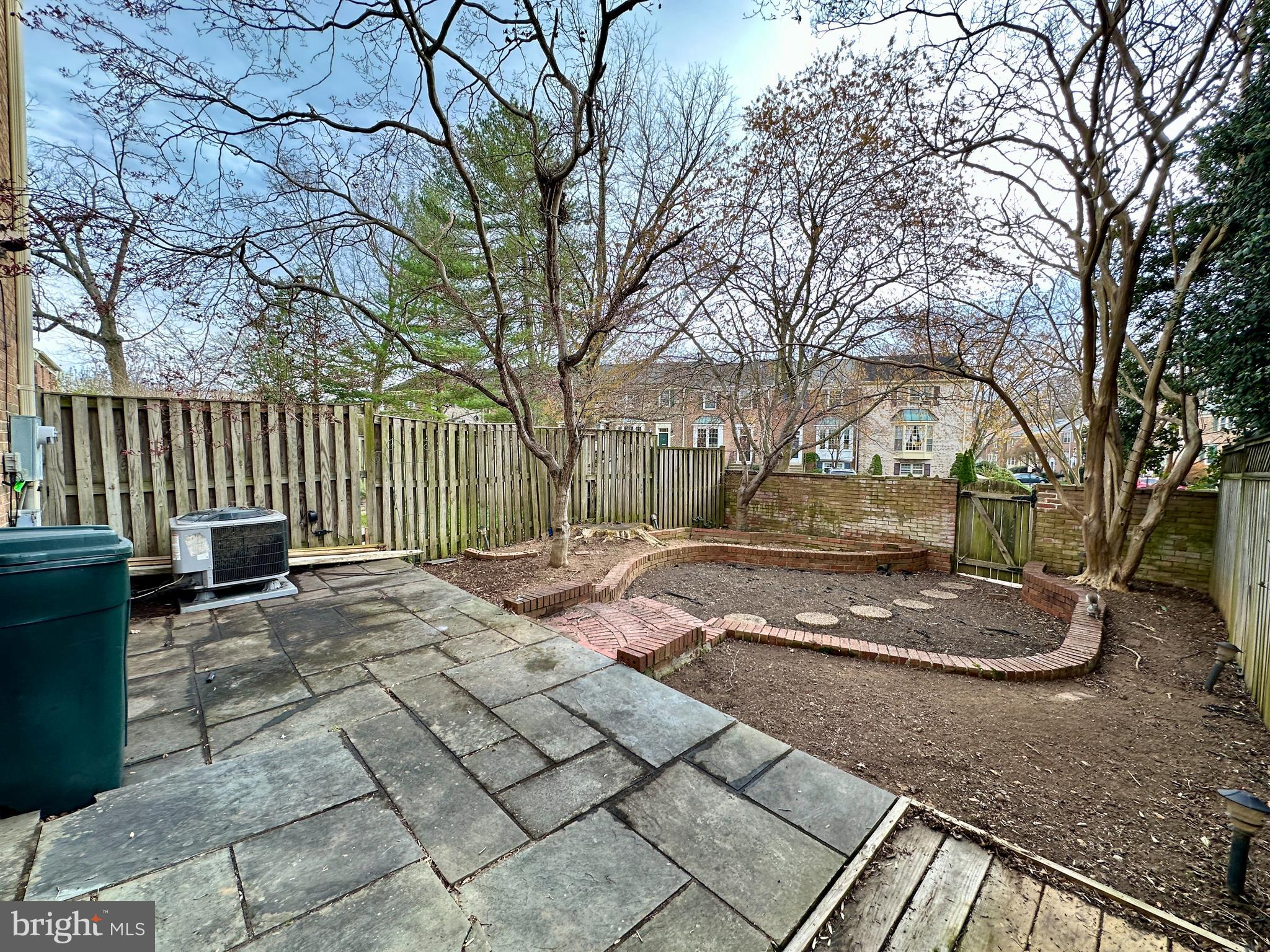 STONEHURST - Residential Lease