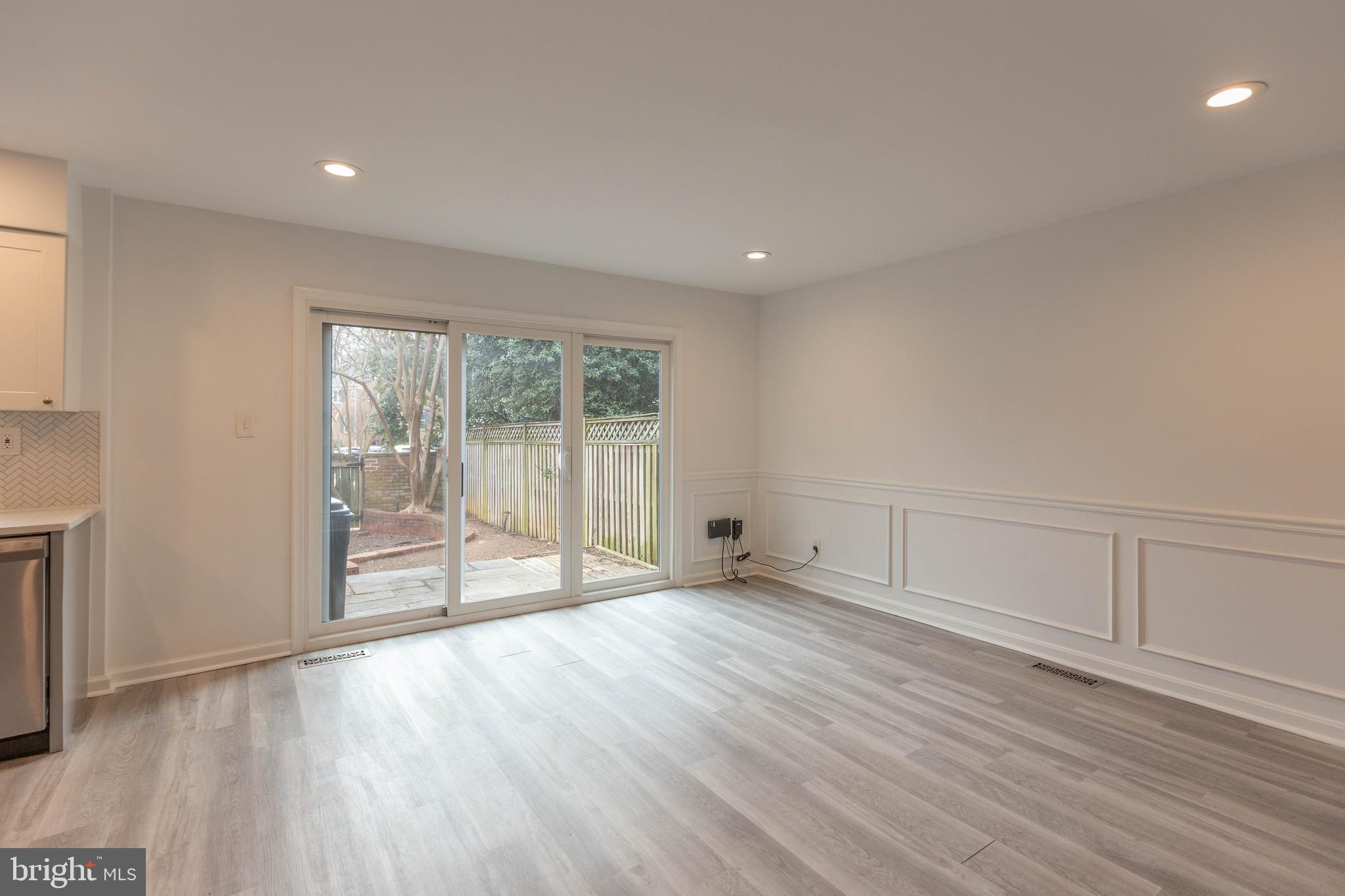 STONEHURST - Residential Lease