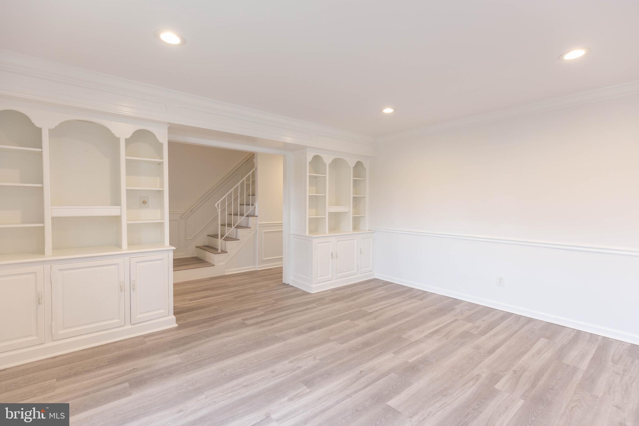 STONEHURST - Residential Lease