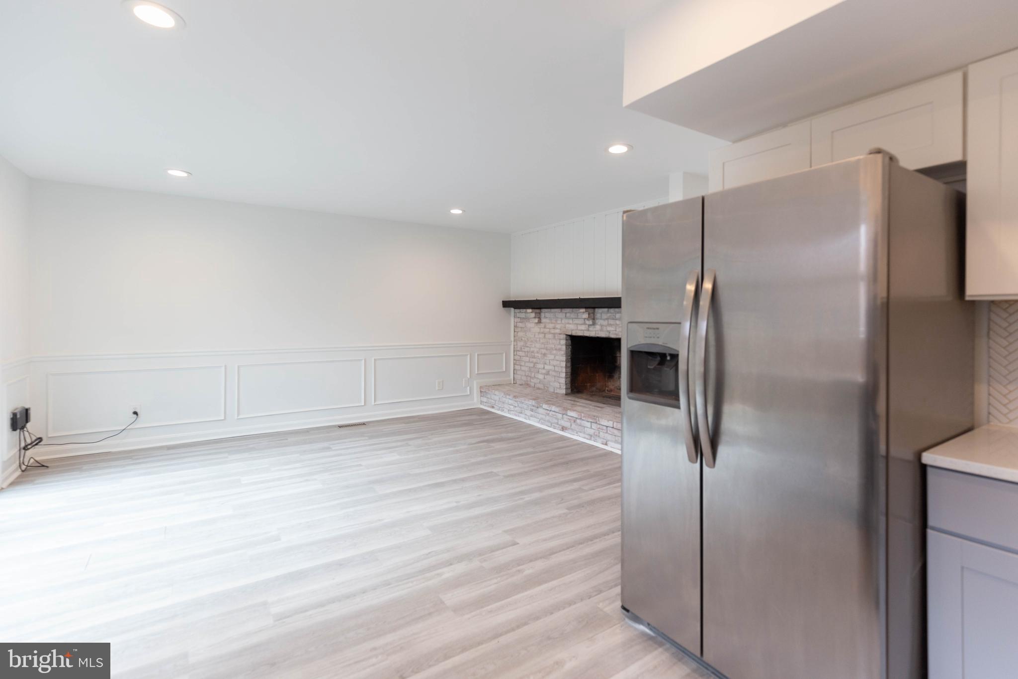 STONEHURST - Residential Lease