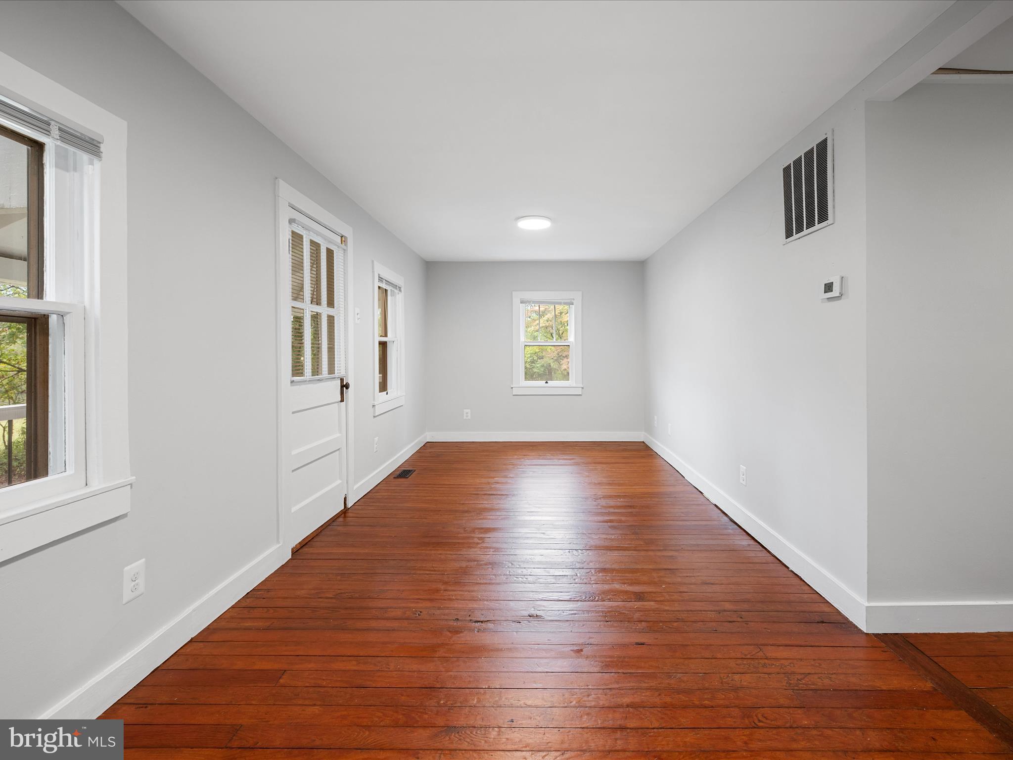 LOVE - Residential Lease