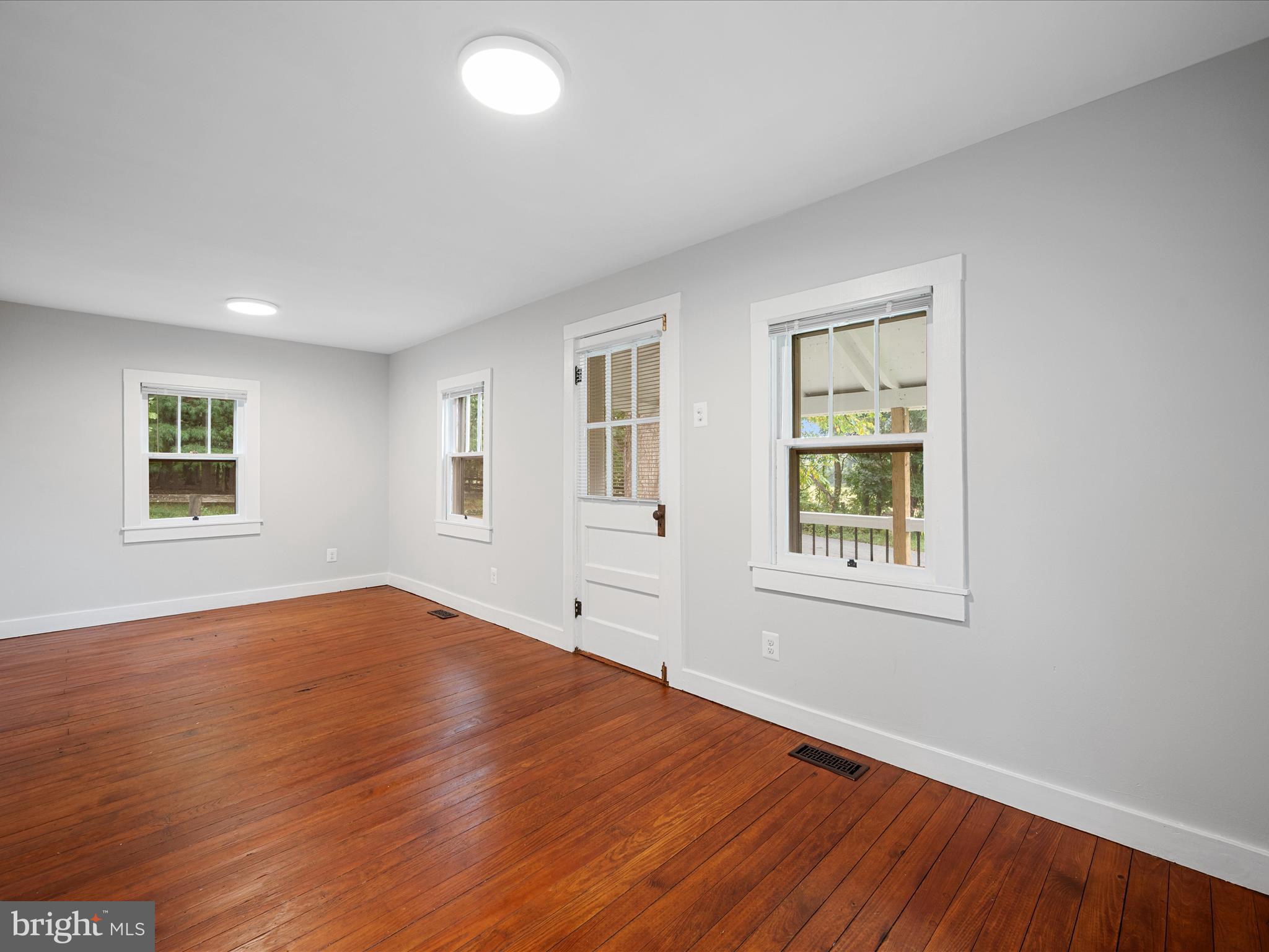 LOVE - Residential Lease