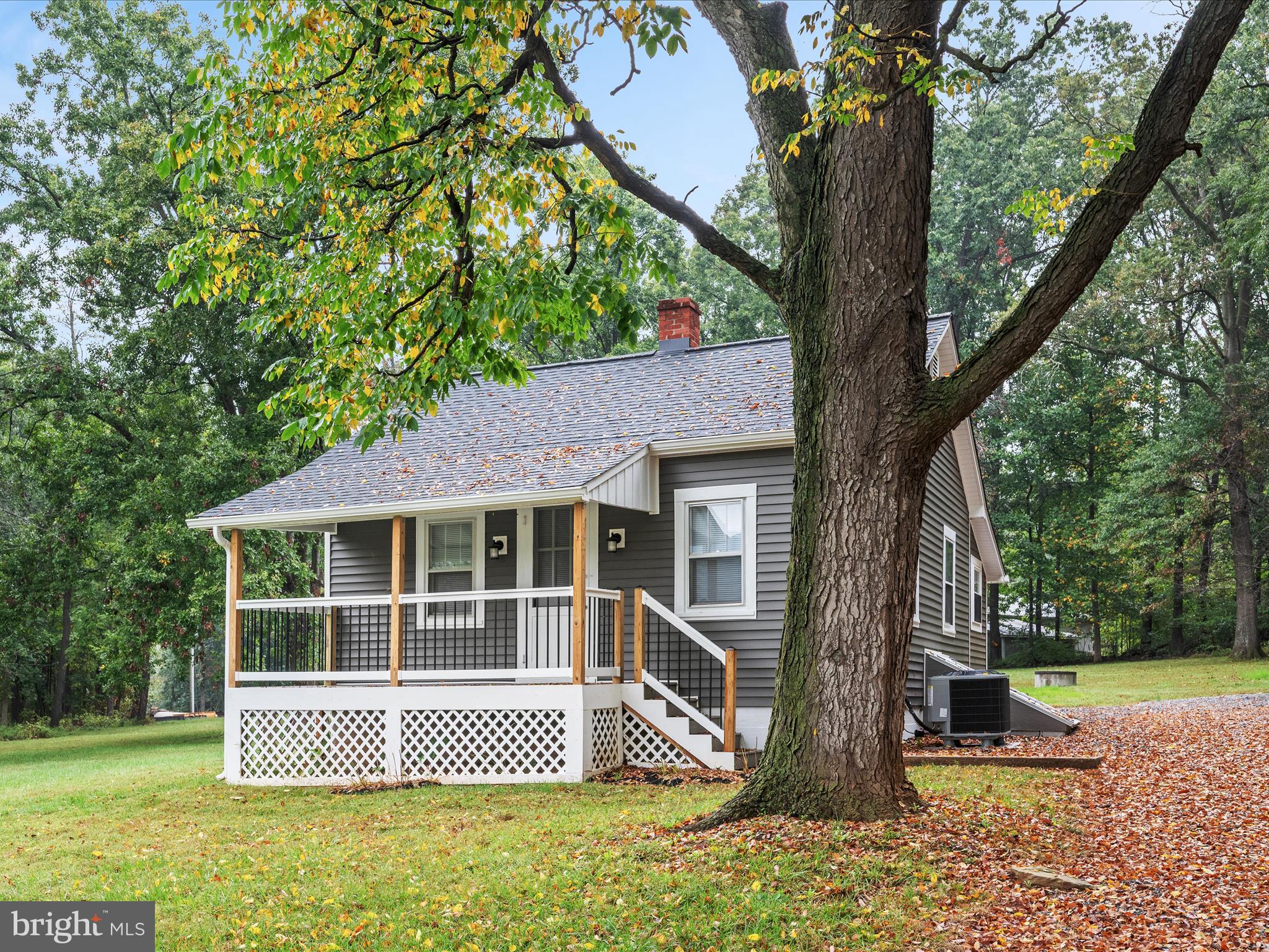 LOVE - Residential Lease