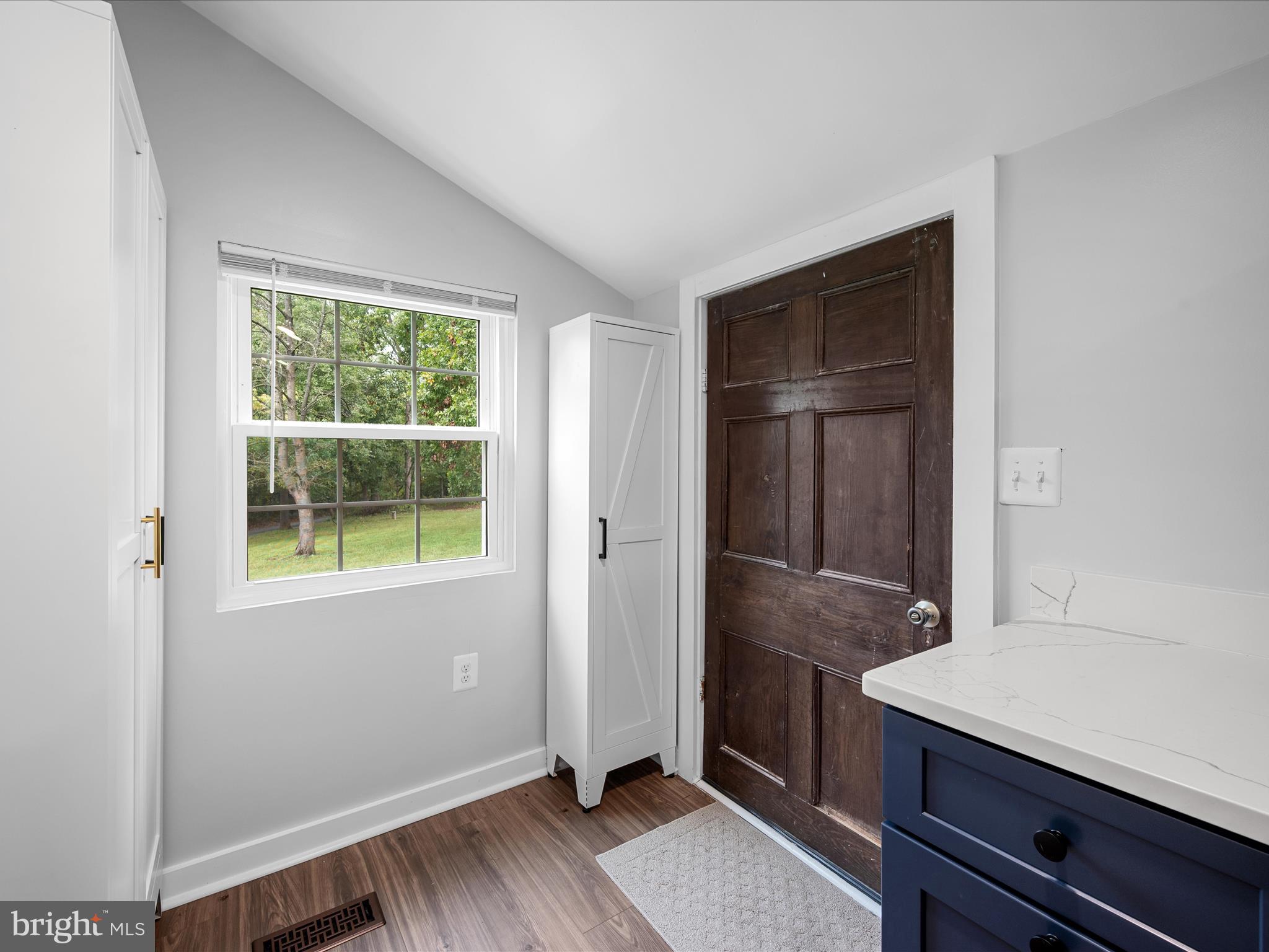 LOVE - Residential Lease