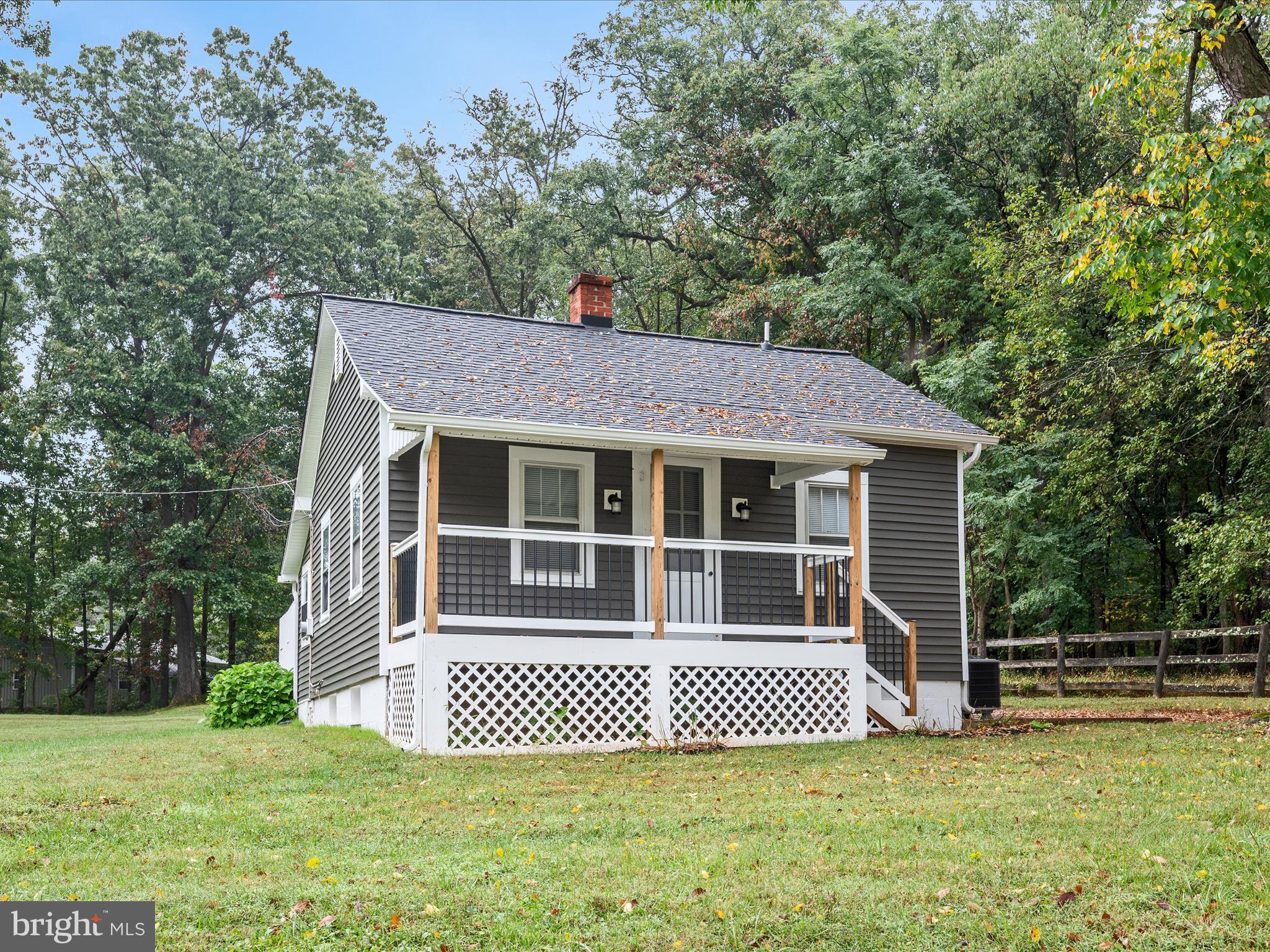 LOVE - Residential Lease