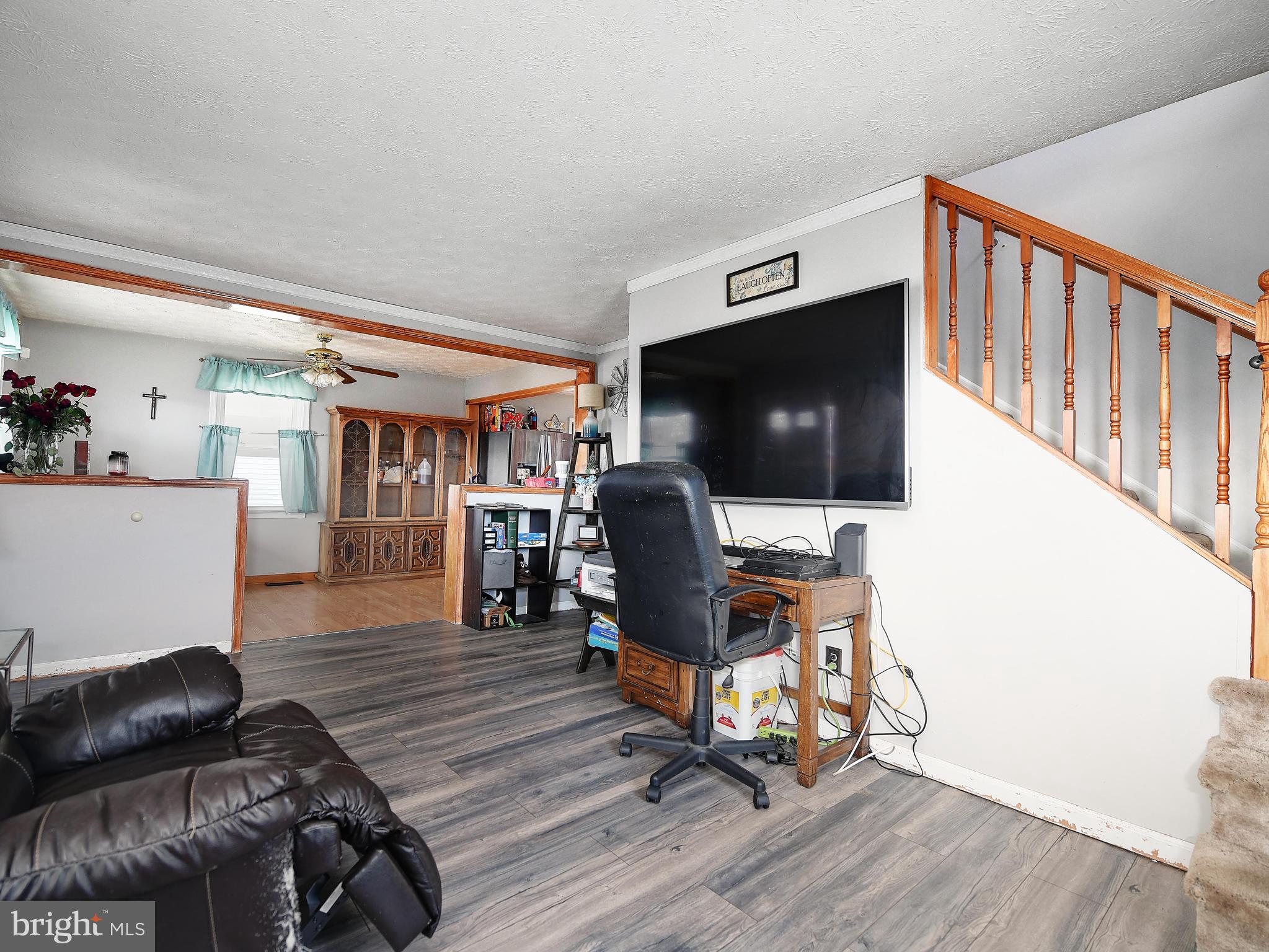 GRAY MANOR - Residential