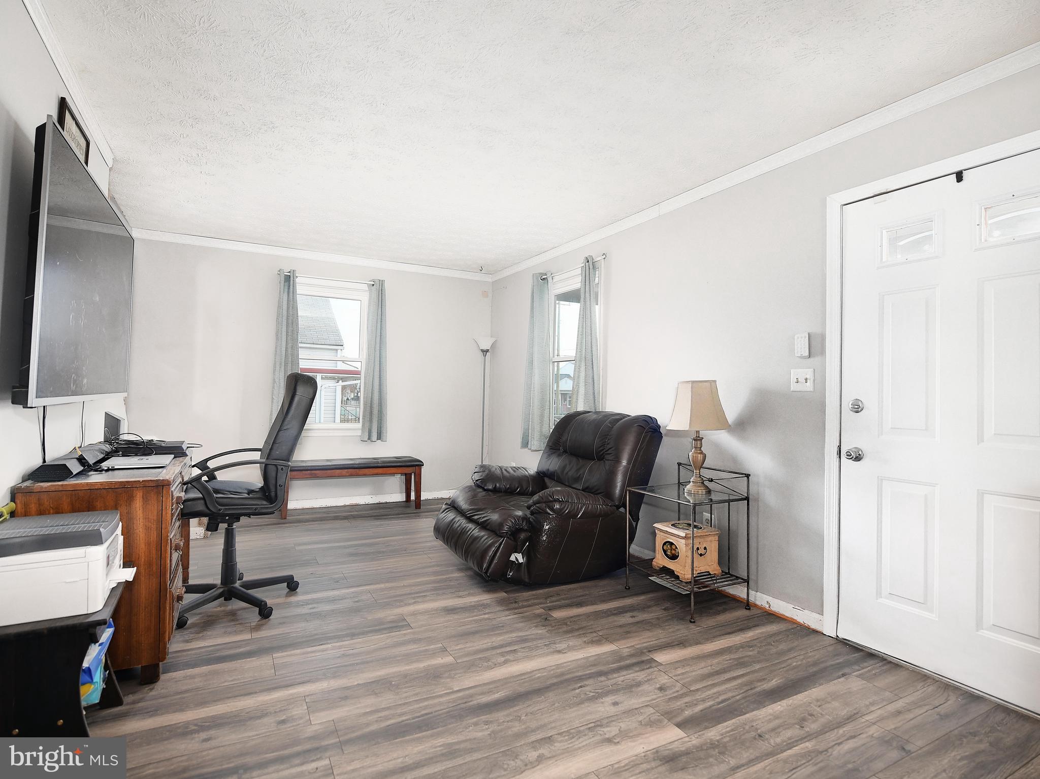 GRAY MANOR - Residential