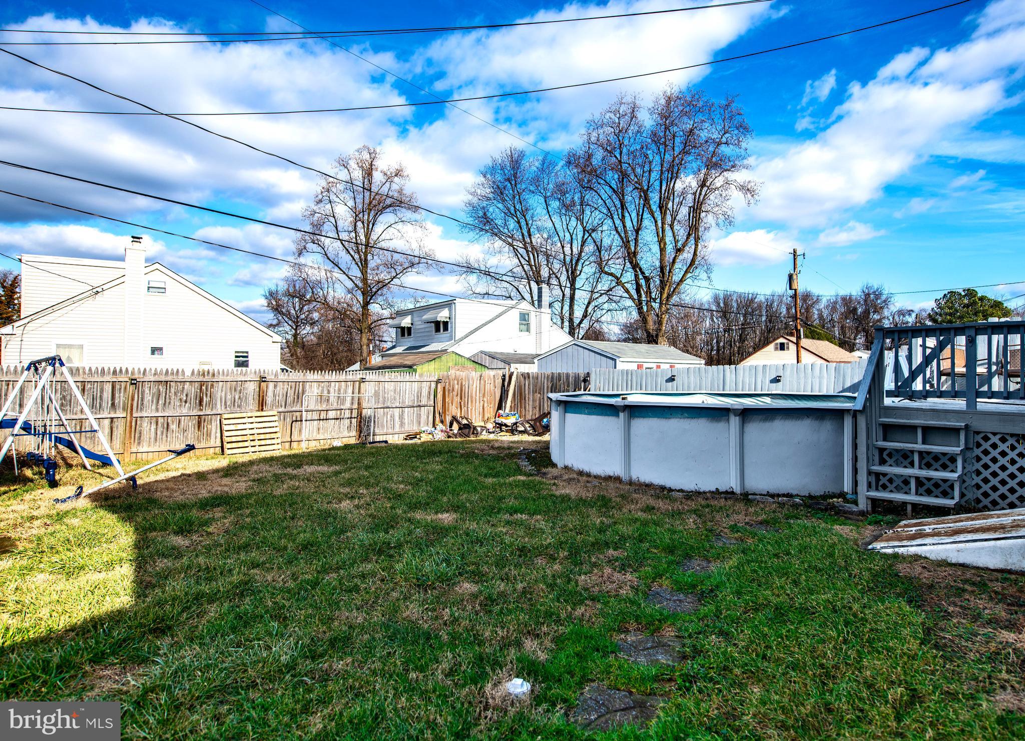 GRAY MANOR - Residential