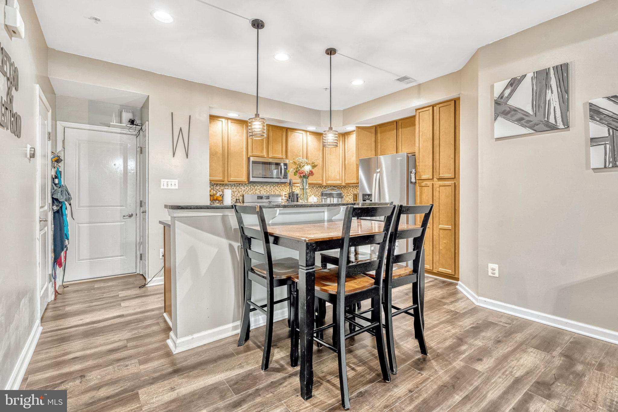 SOMERSET CONDO - Residential