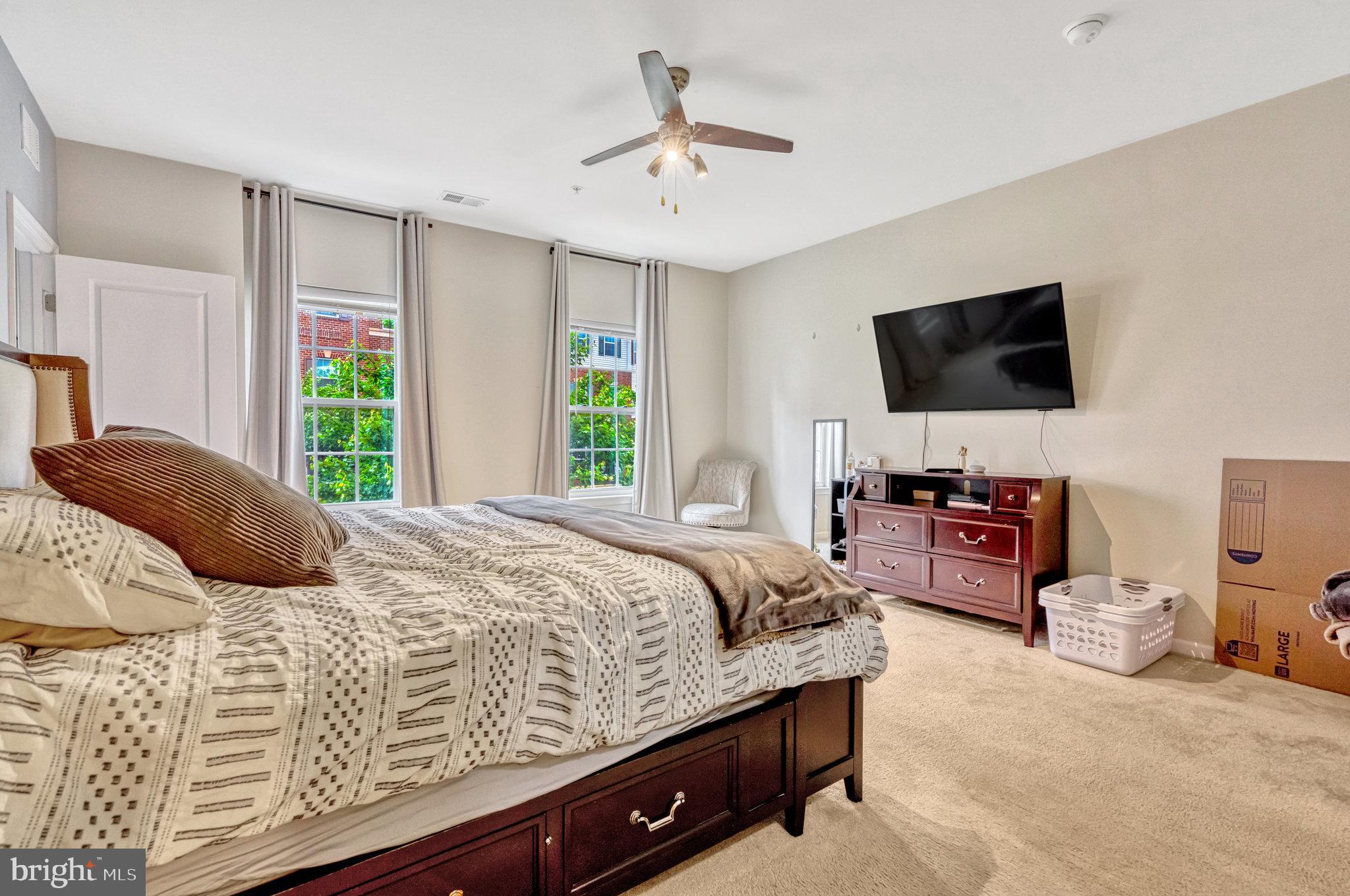 SOMERSET CONDO - Residential