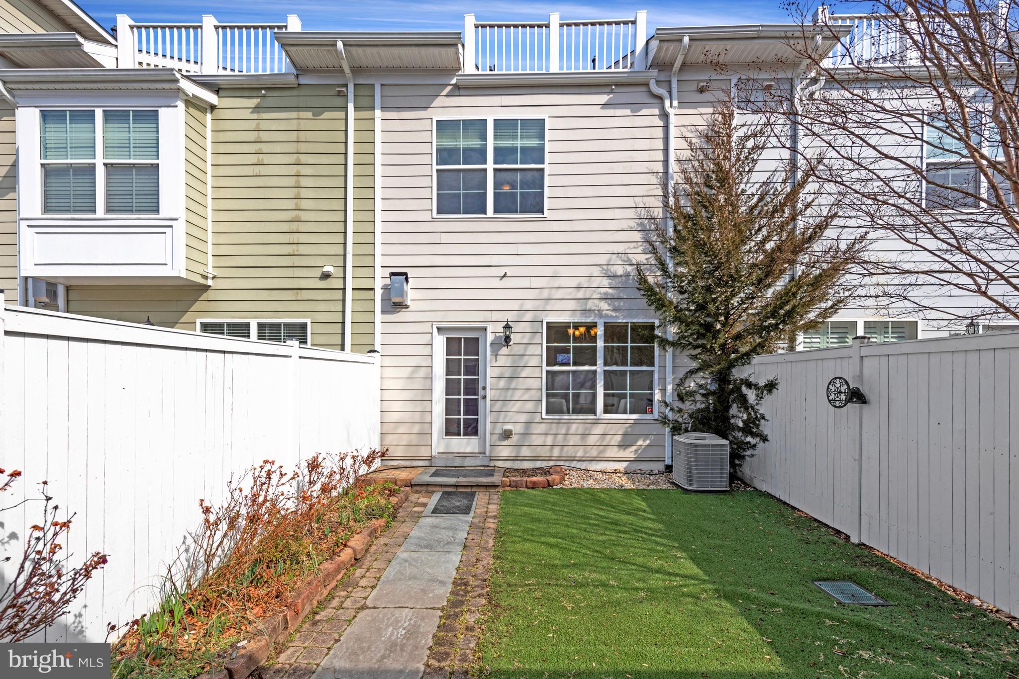 BOUCHER PLACE - Residential