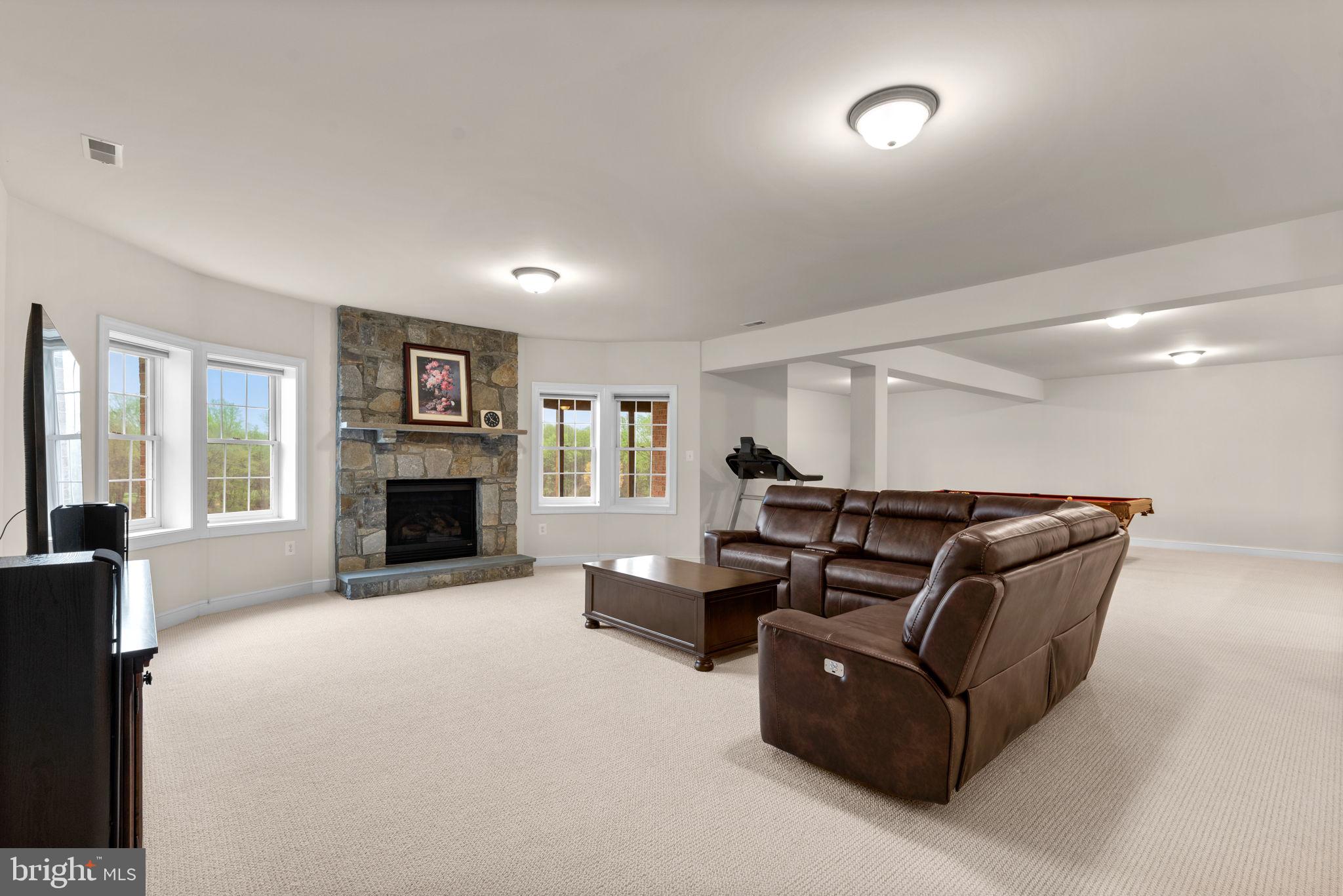 FINEGAN FARM - Residential