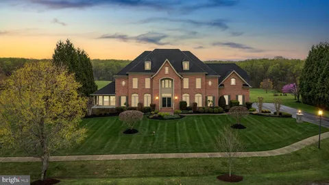 14905 Finegan Farm Drive, Darnestown, MD MLS: MDMC2174252