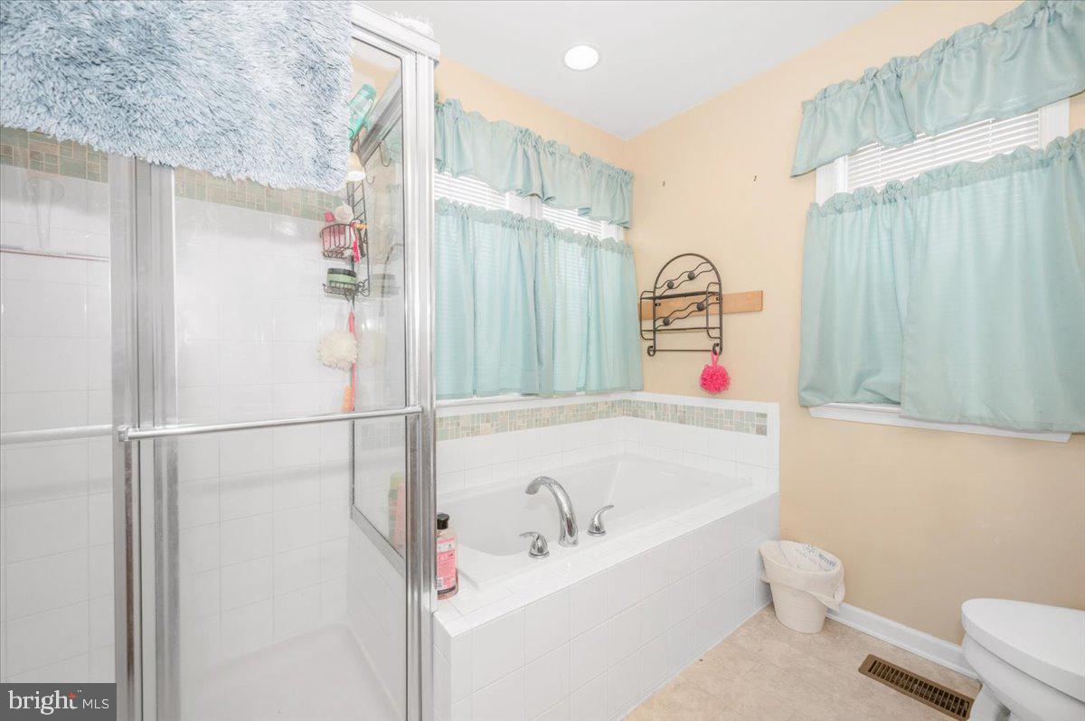 STONEBROOK VILLAGE - Residential