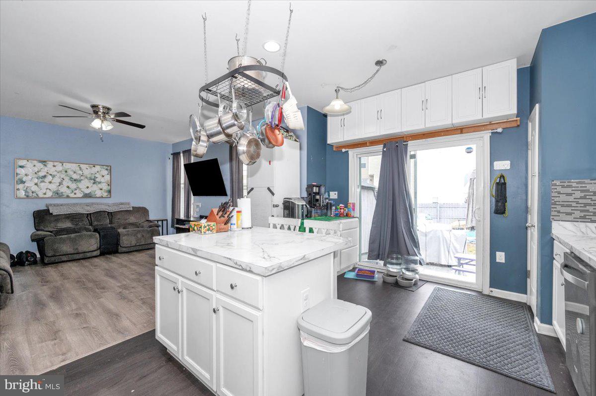 STONEBROOK VILLAGE - Residential