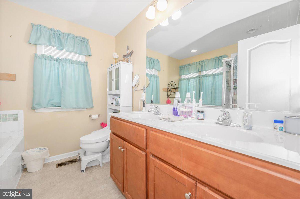 STONEBROOK VILLAGE - Residential