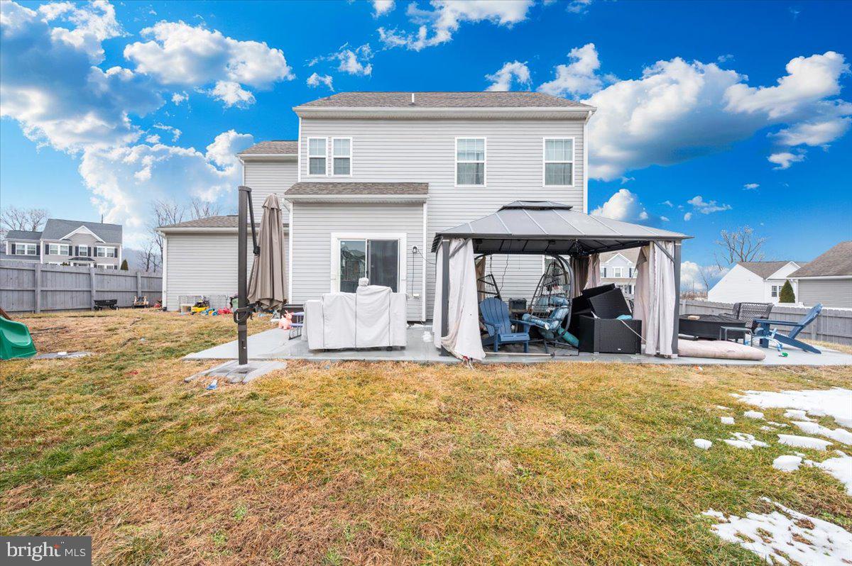 STONEBROOK VILLAGE - Residential