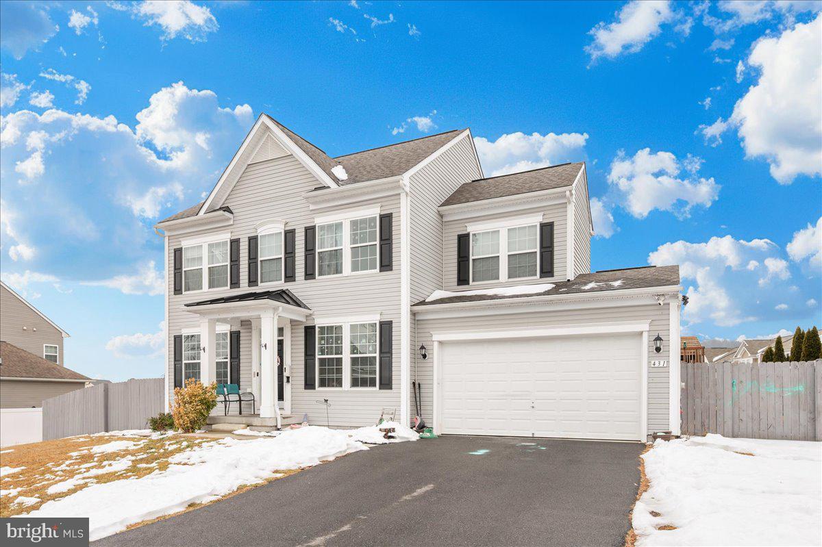 STONEBROOK VILLAGE - Residential