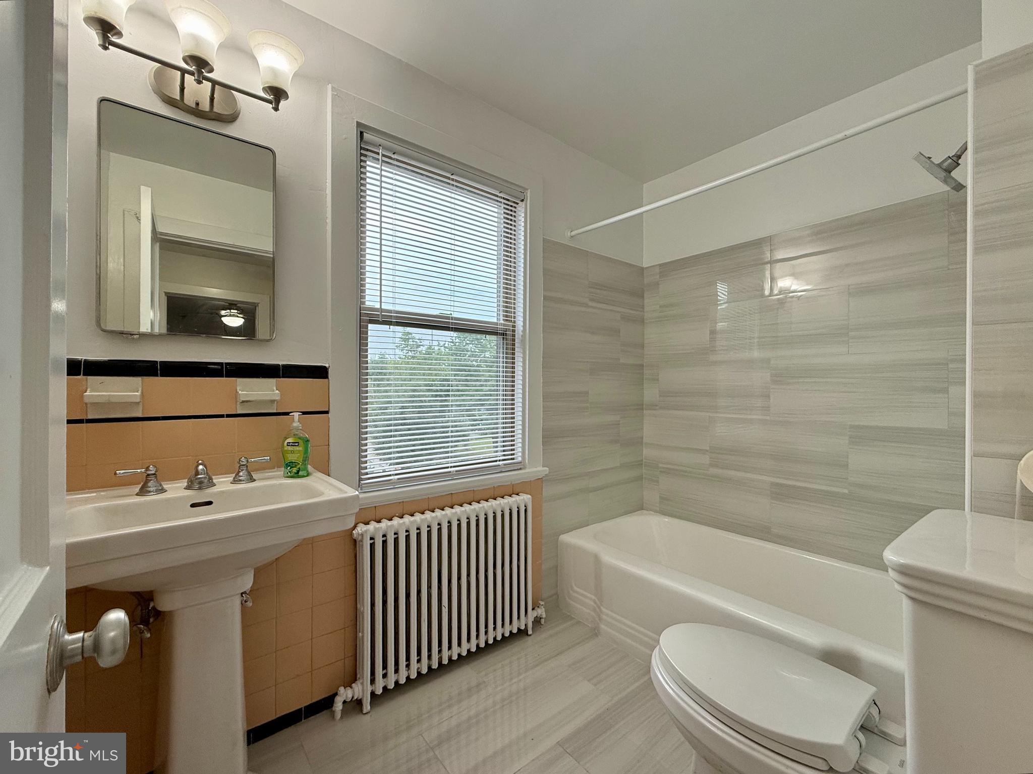 FREDERICKSBURG CITY - Residential Lease