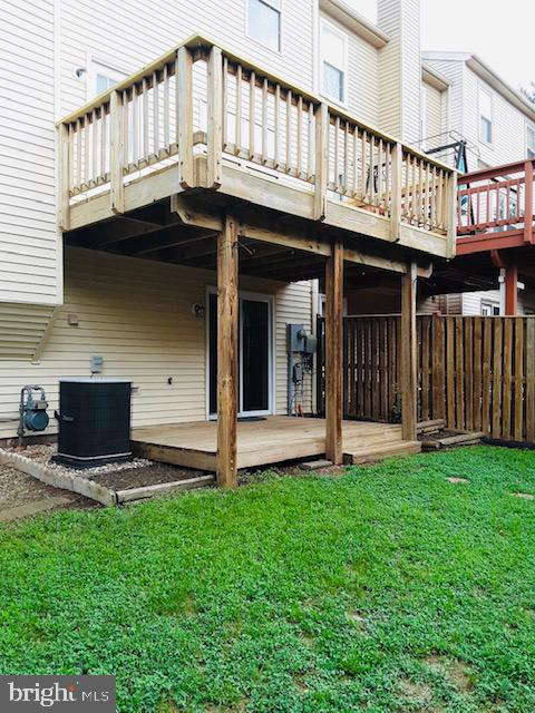 QUAIL HOLLOW - Residential Lease