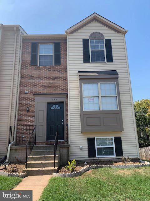 QUAIL HOLLOW - Residential Lease