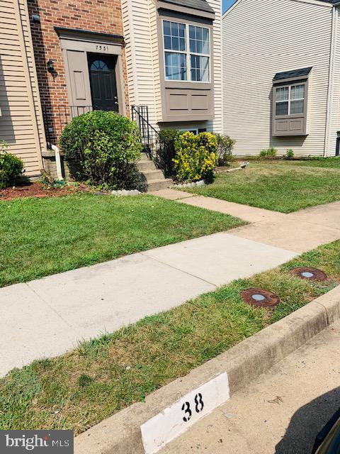 QUAIL HOLLOW - Residential Lease